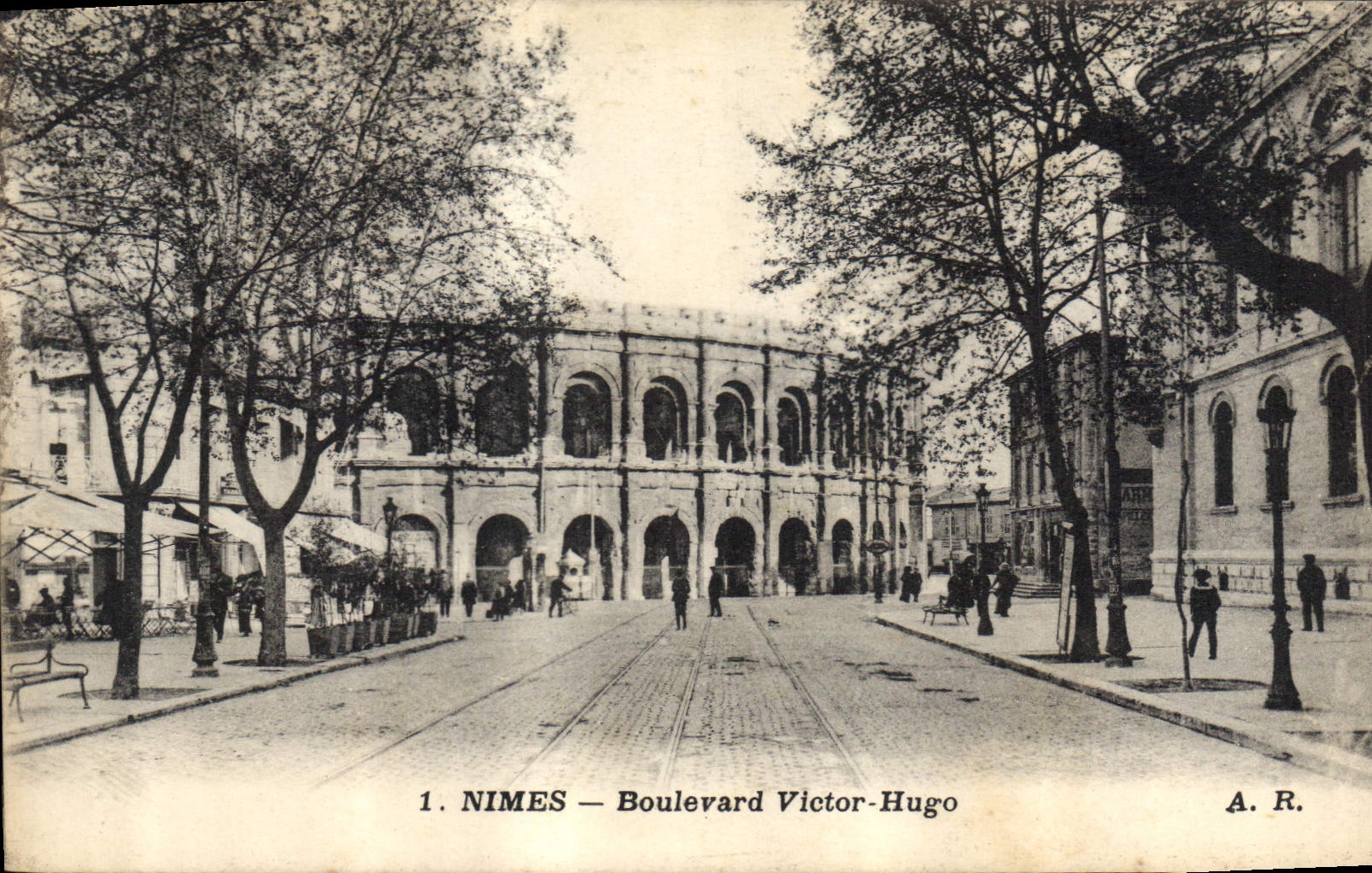 CPA Nimes Boulevard Victor Hugo 