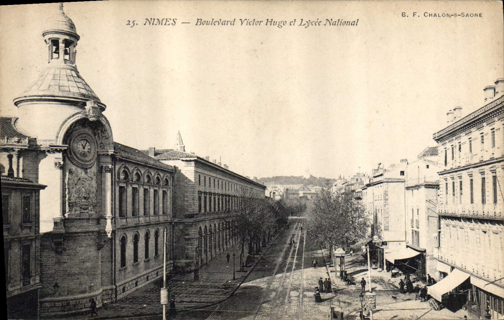 CPA Nimes Boulevard Victor Hugo et Lycee National 