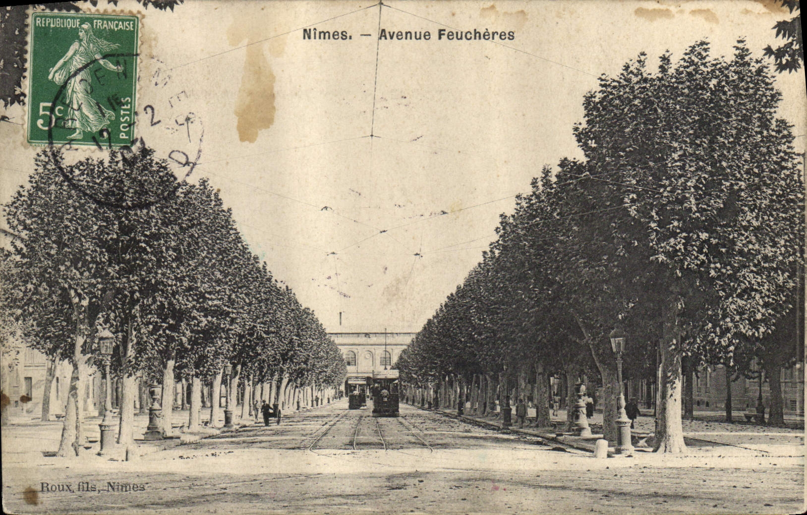 CPA Nimes Avenue Feucheres Tramway
