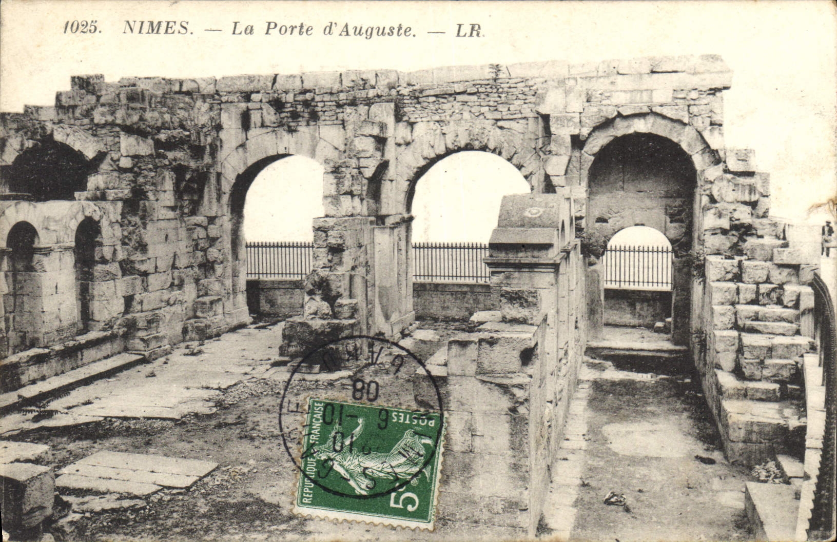 CPA Nimes La Porte d'Auguste 