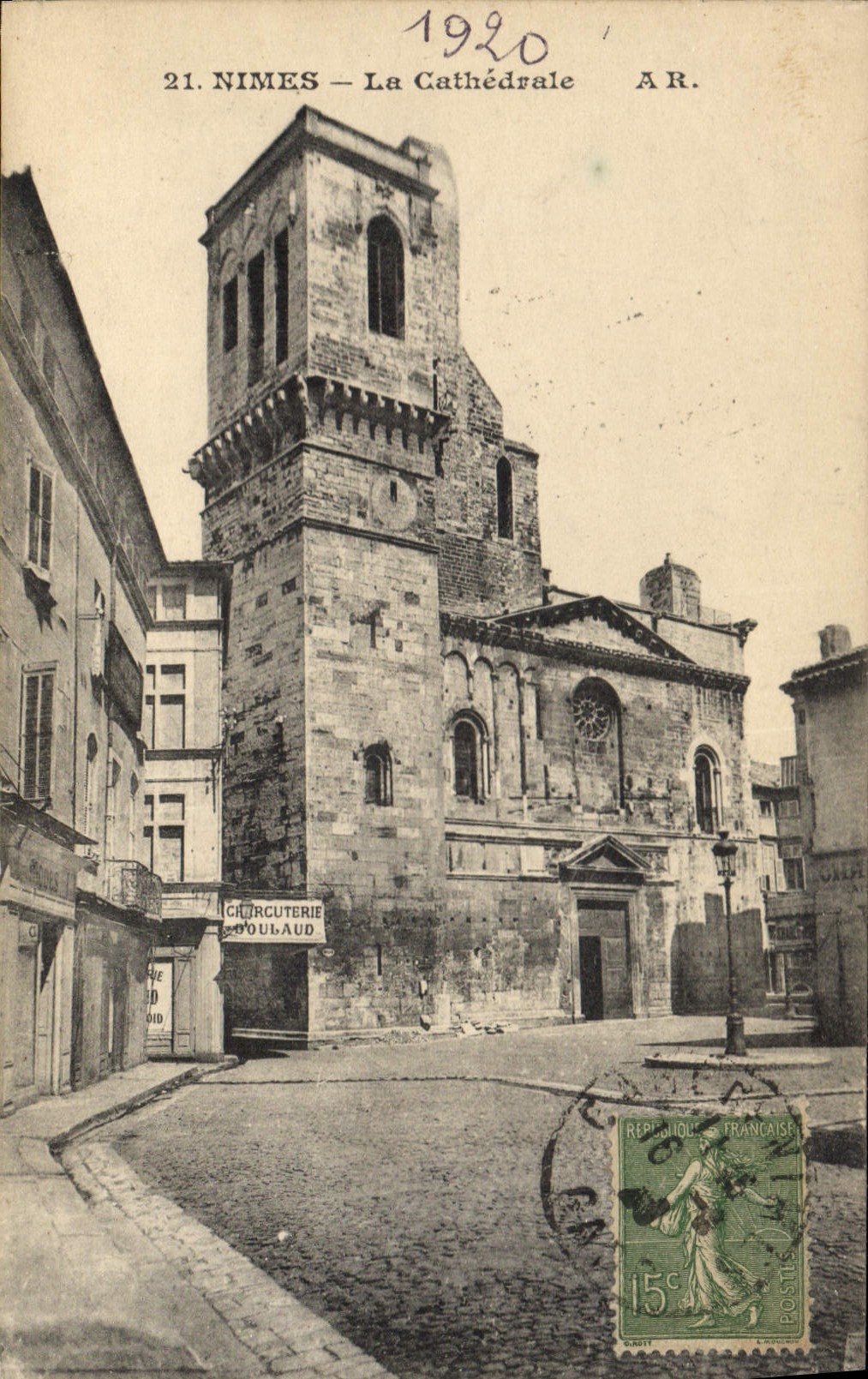 CPA Nimes La Cathedrale 