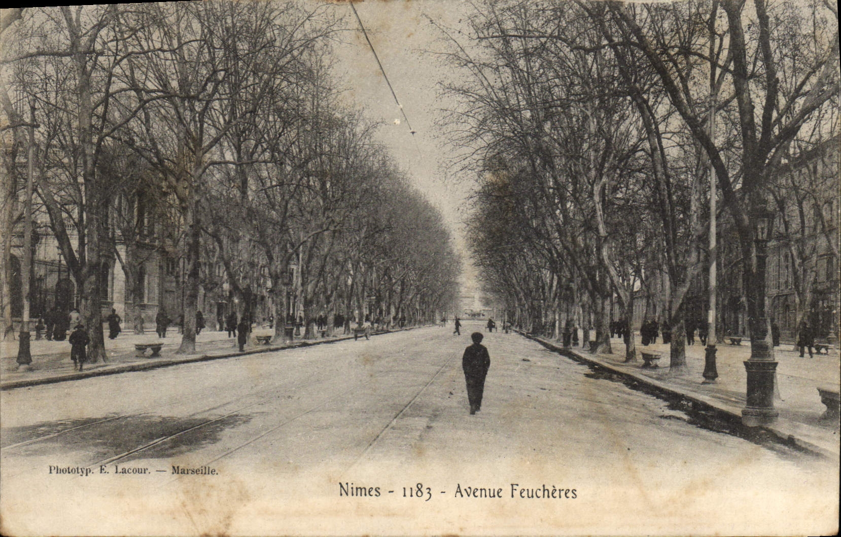 CPA Nimes Avenue Feucheres 