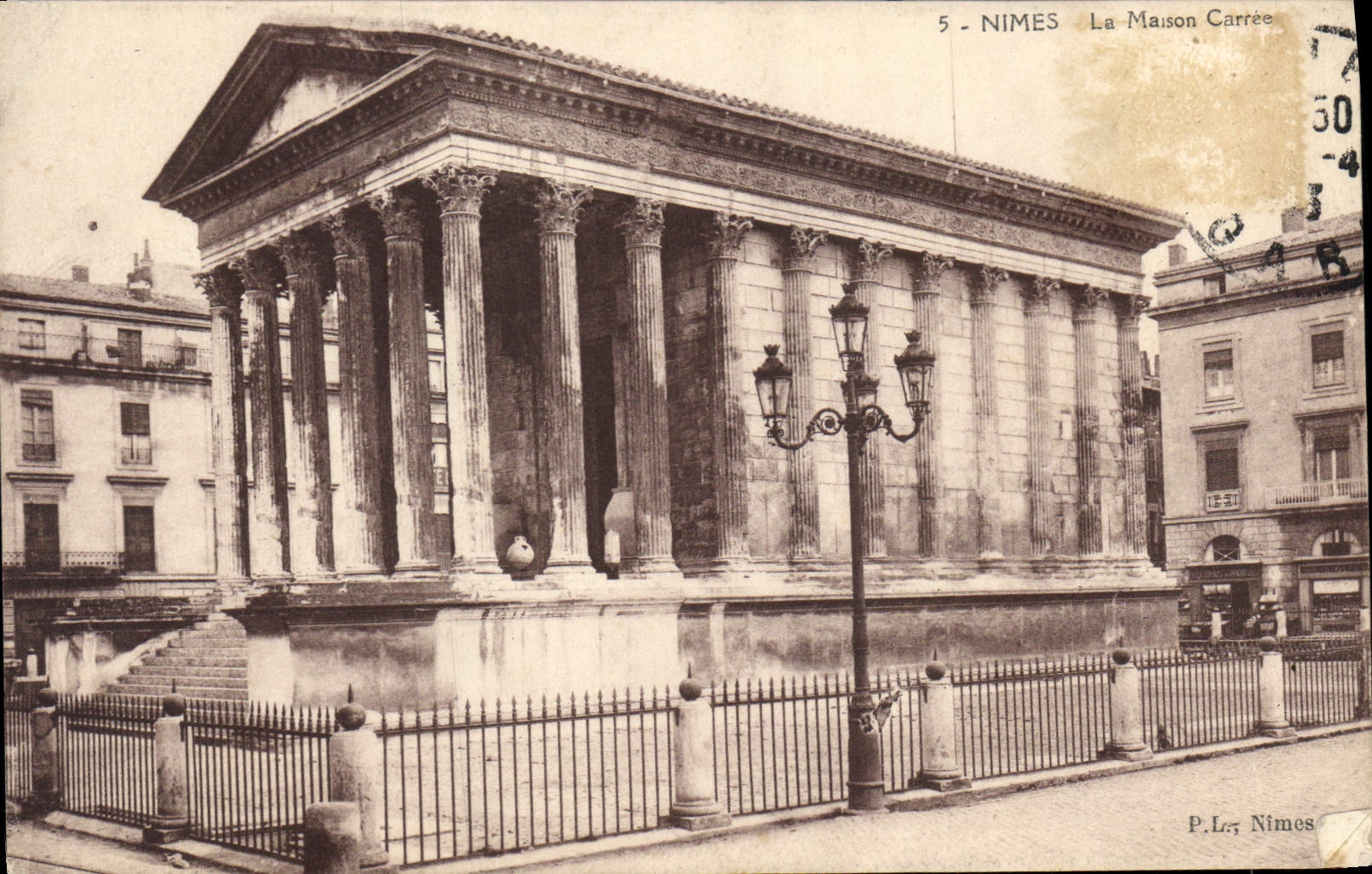 CPA Nimes La Maison Carree 