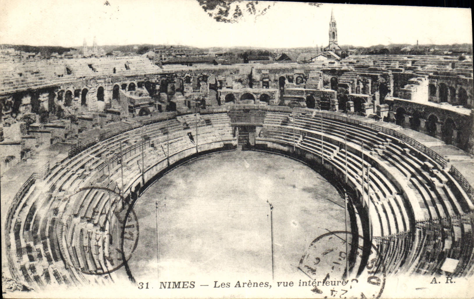 CPA Nimes Les Arenes vue interieur 