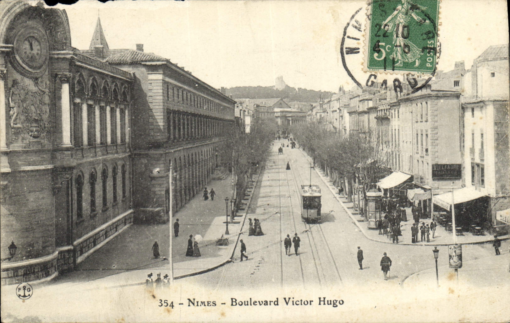 CPA Nimes Boulevard Victor Hugo 