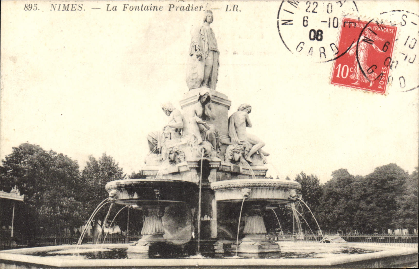 CPA Nimes La Fontaine Pradier 
