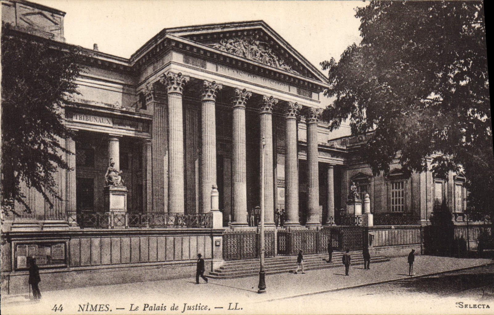 CPA Nimes Le Palais de Justice 