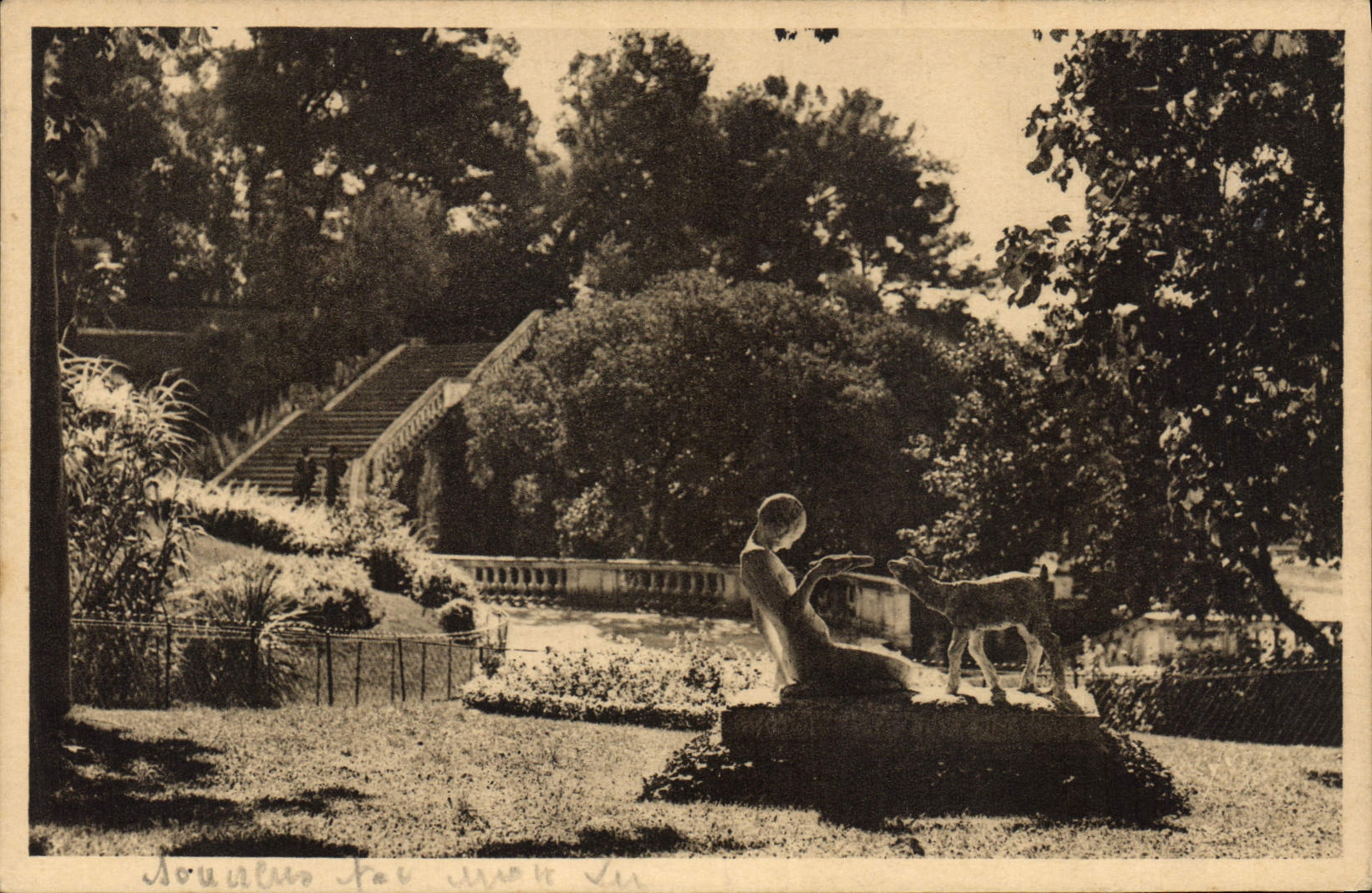 CPA Nimes Gard Jardin de la Fontaine 