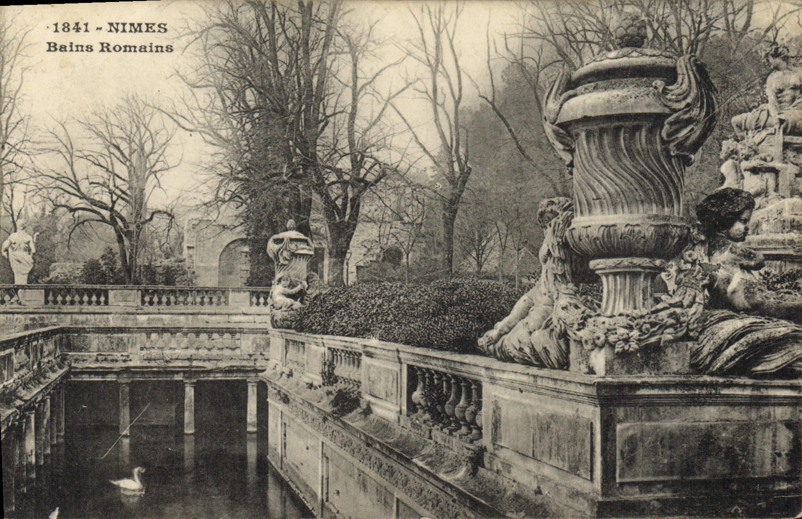 CPA Nimes Bains Romains 