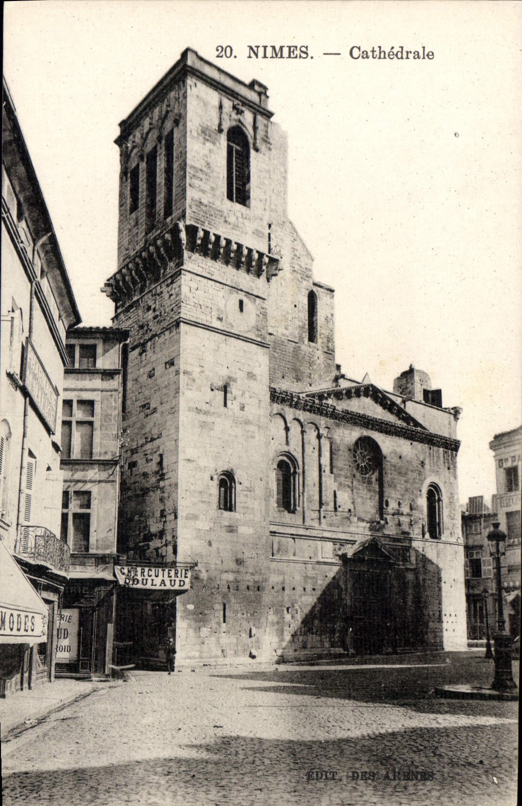CPA Nimes Cathedrale 