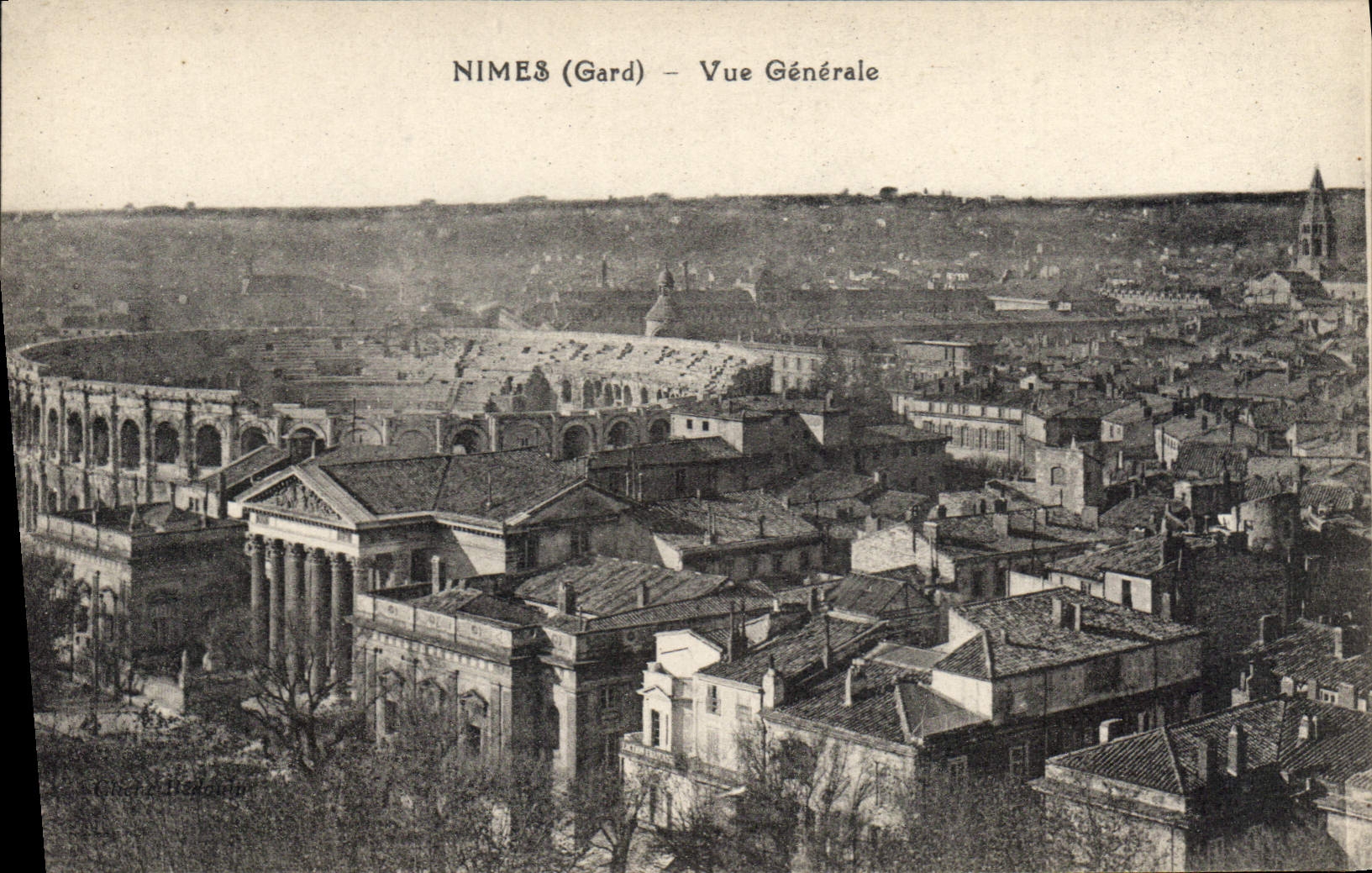 CPA Nimes Gard Vue generale 