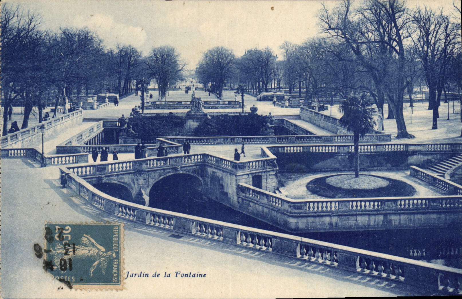 CPA Nimes Jardin de la Fontaine 