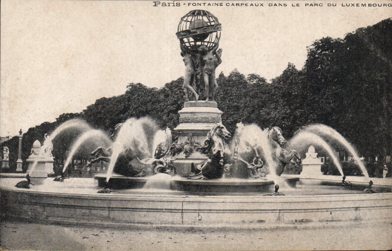 CPA Paris Fontaine Carpeaux dans le Parc du Luxembourg
