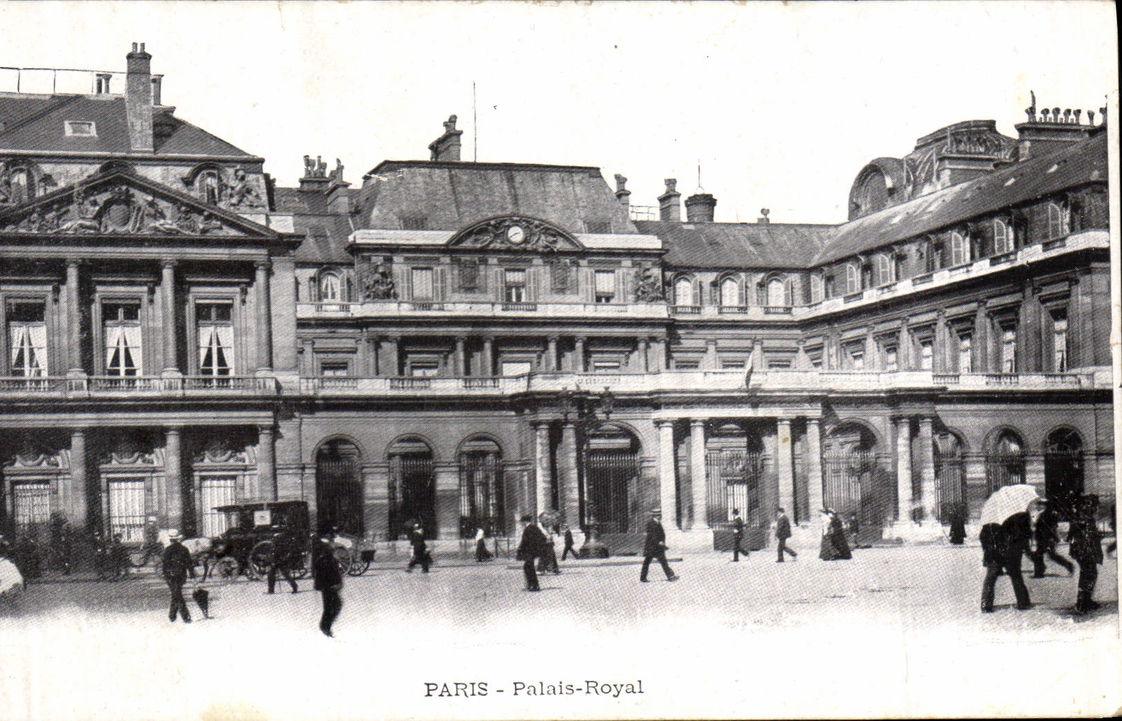 CPA Paris Palais Royal 