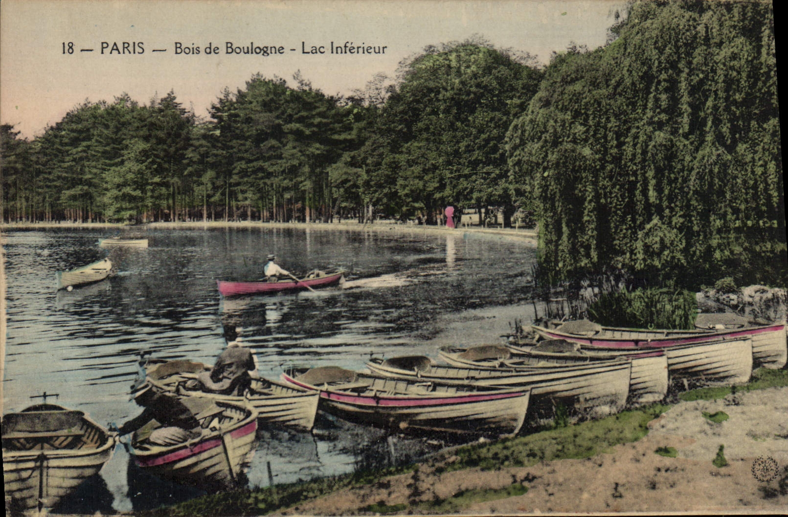 CPA Paris Bois de Boulogne Lac Inferieur Bateaux