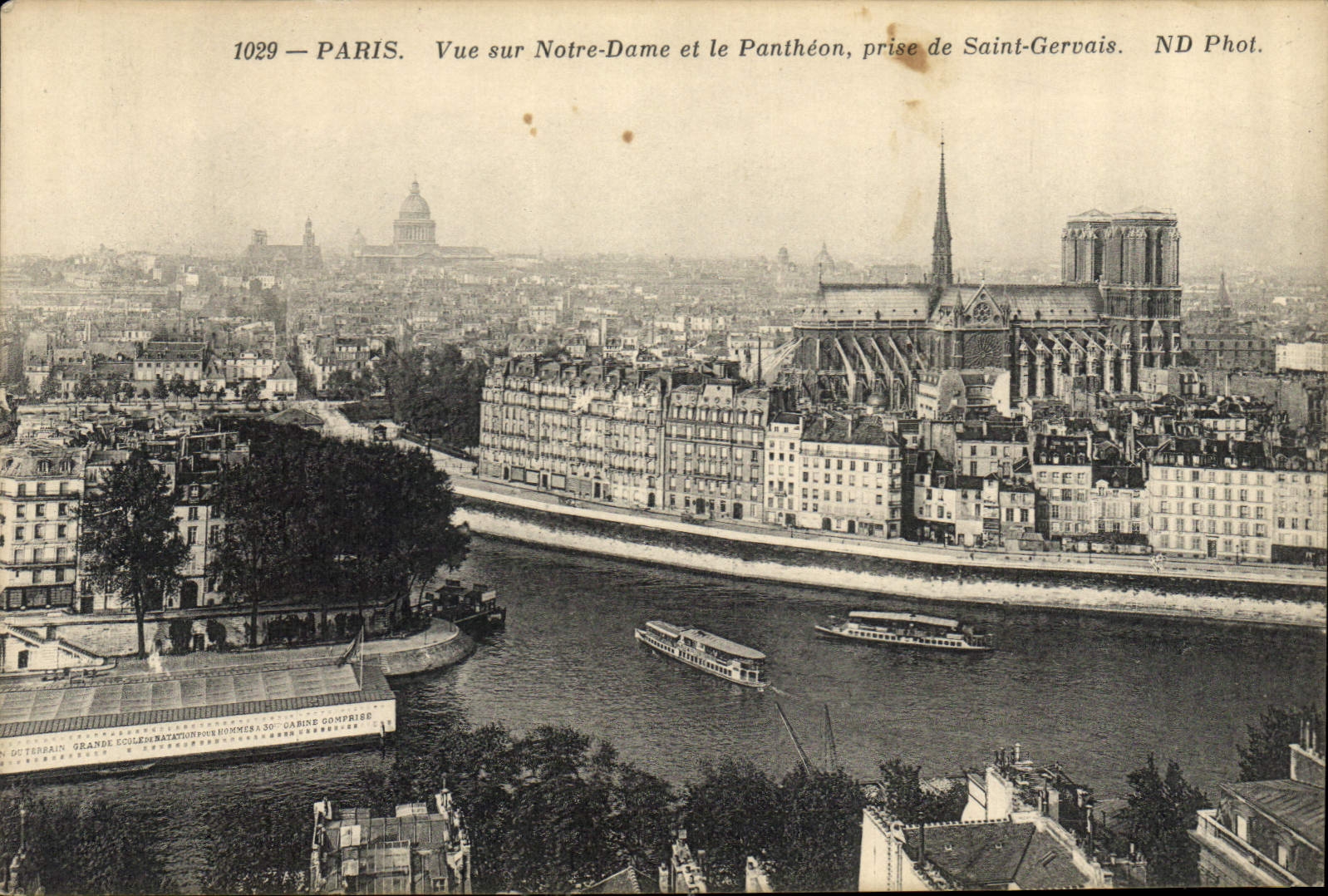 CPA Paris vue sur Notre Dame et le Pantheon prise de Saint Gervais 