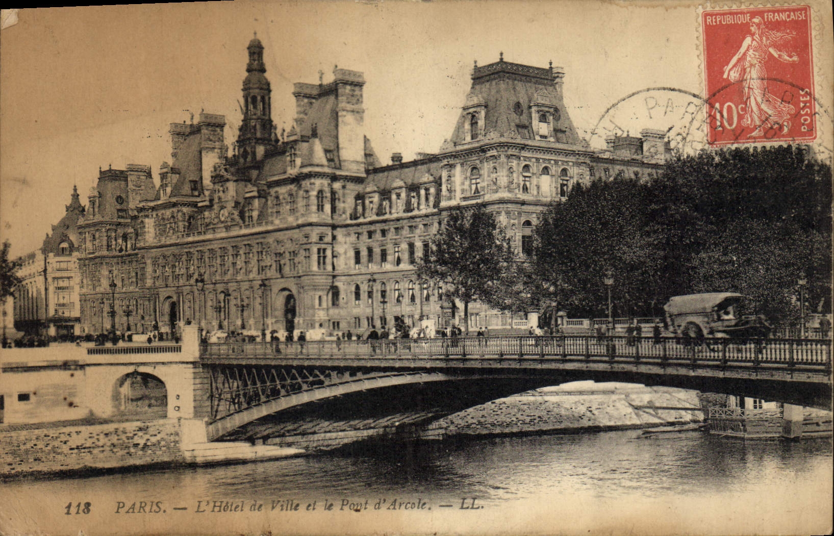 CPA Paris l'hotel de Ville et le Pont d'Arcole 