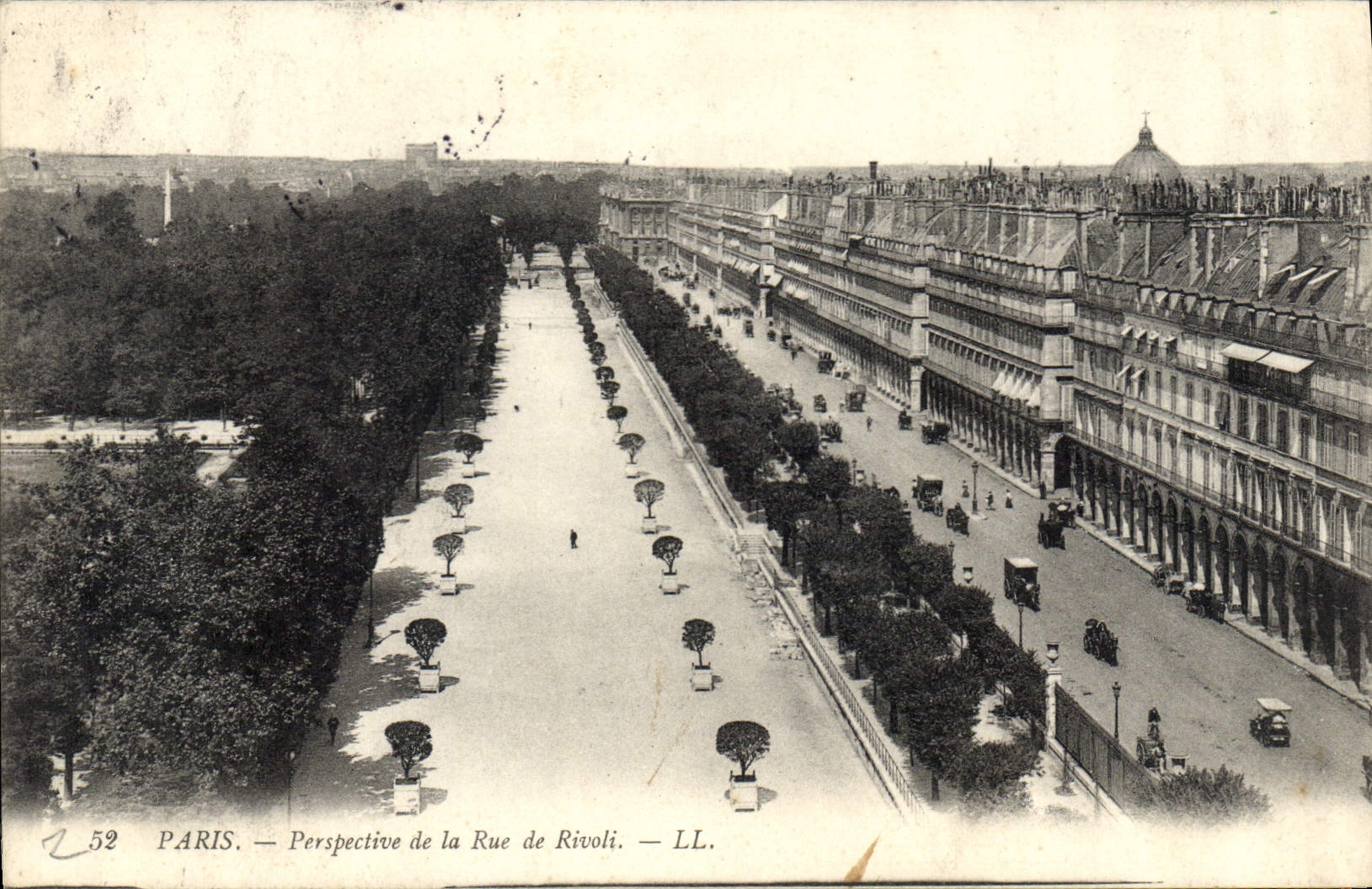 CPA Paris Perspective de la Rue de Rivoli
