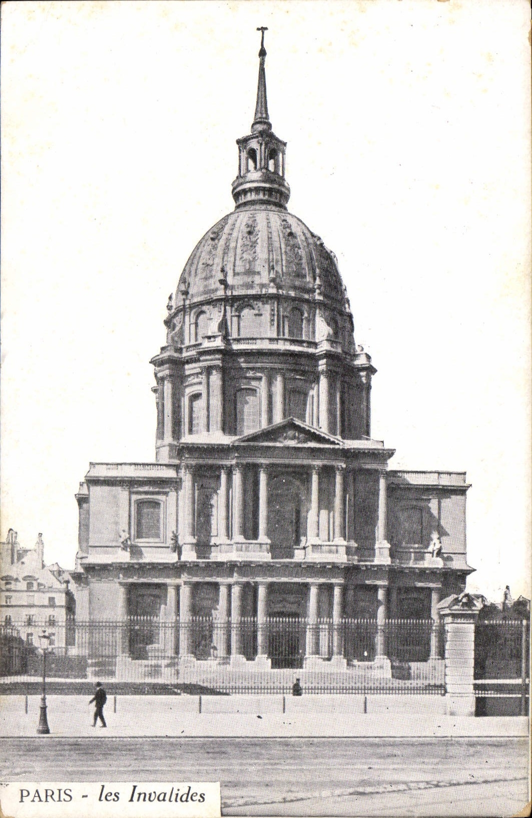 CPA Paris les Invalides 