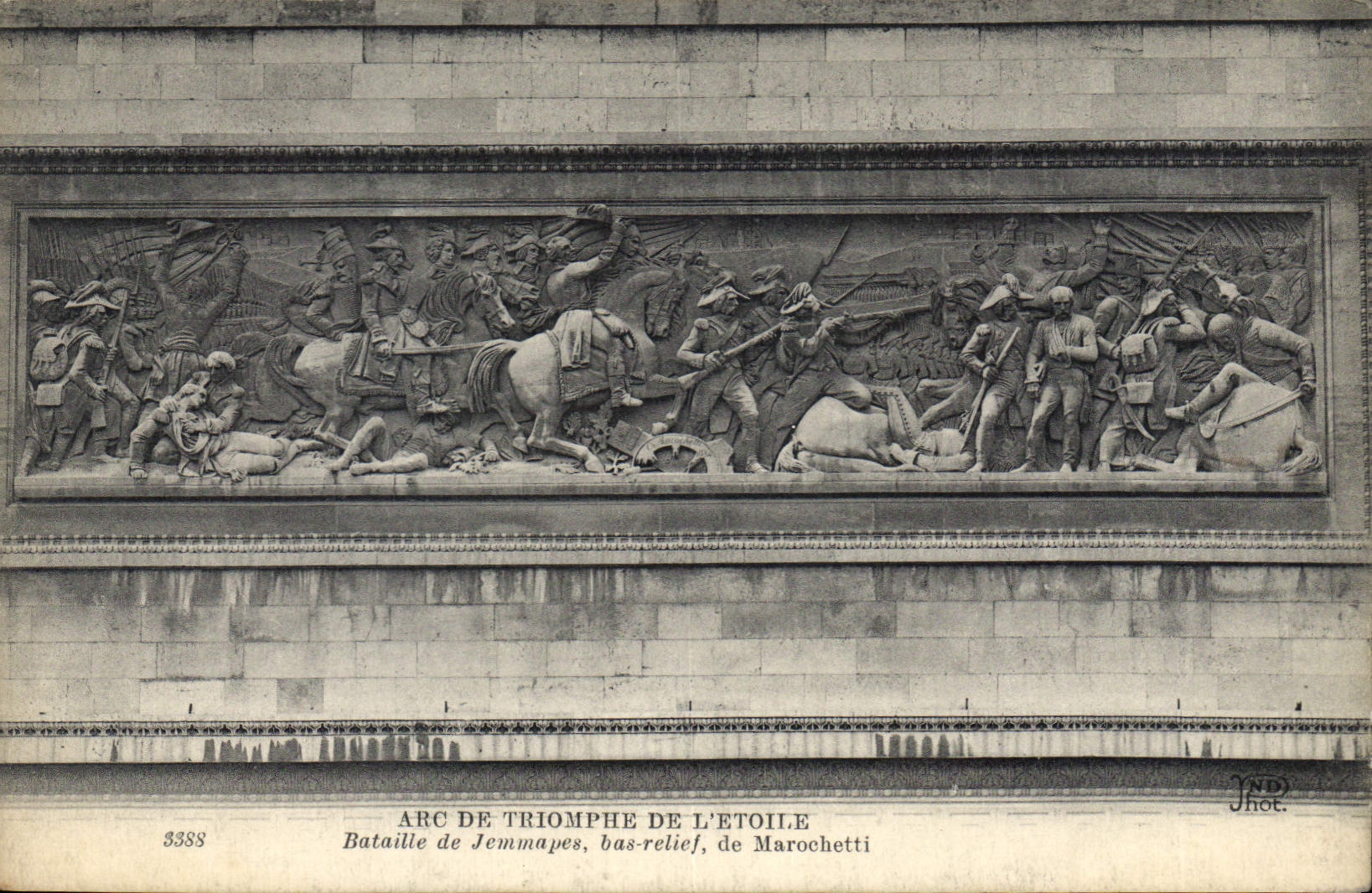 CPA Arc de Triomphe de L'Etoile Bataille de Jemmapes bas relief de Marochetti