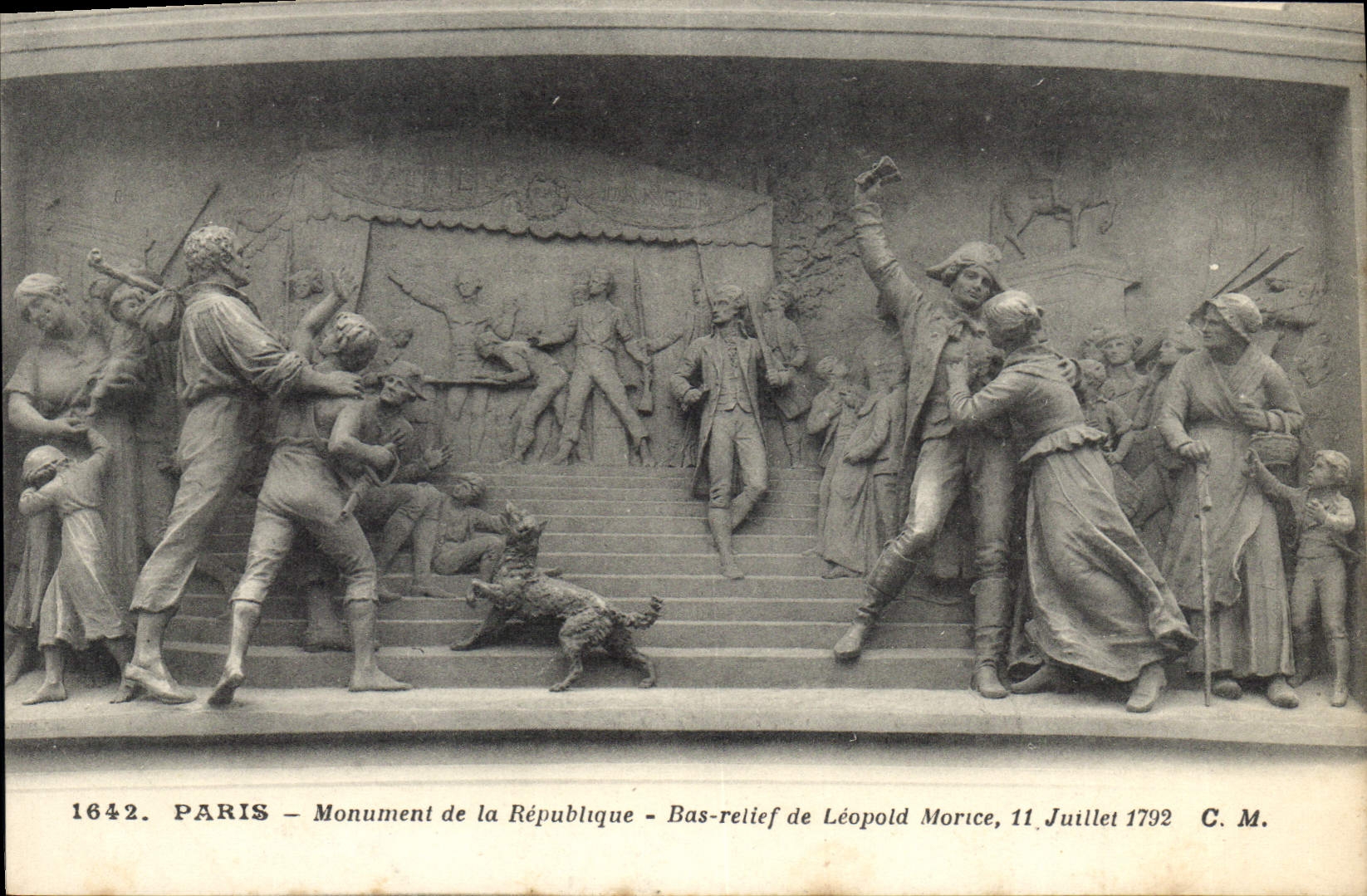 CPA Paris Monument de la Republique Bas relief de Leopold Morice 