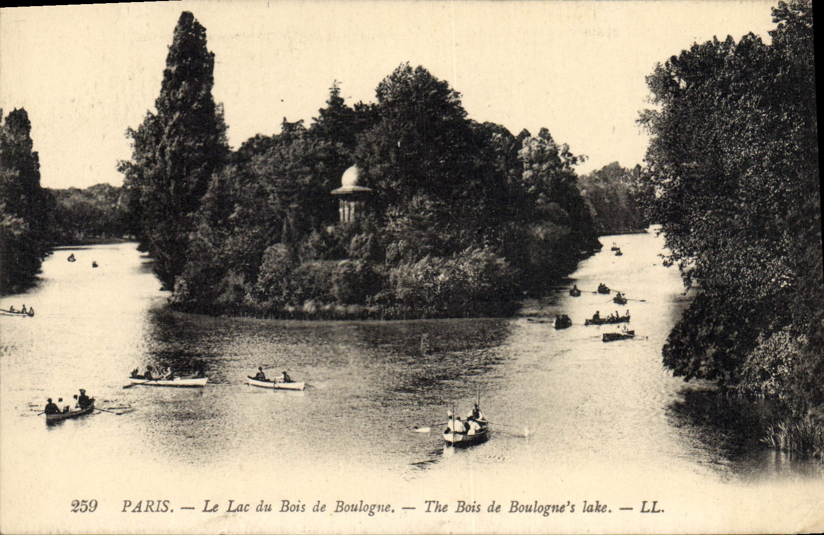 CPA Paris Le Lac du Bois de Boulogne 