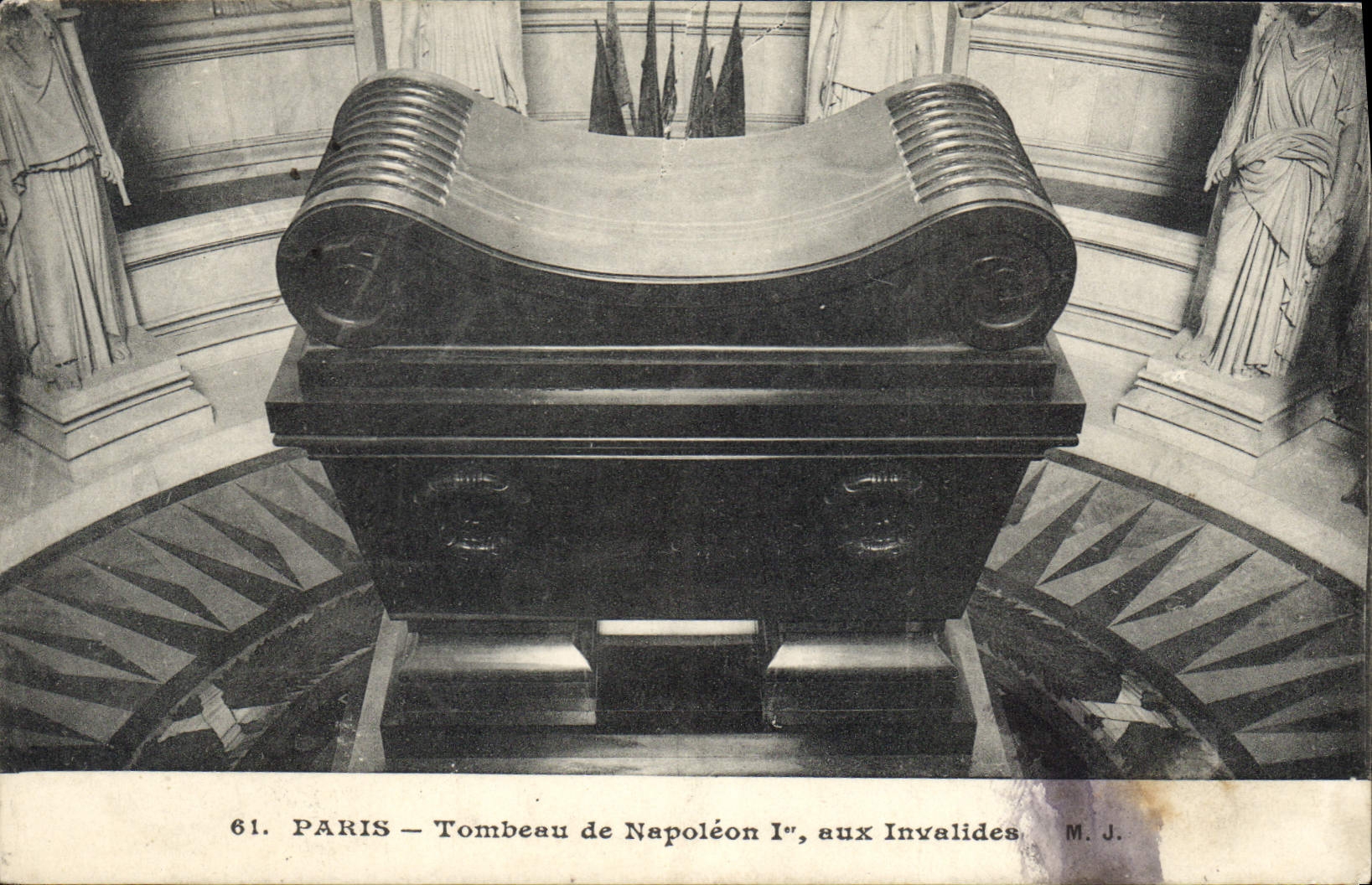 CPA Paris Tombeau de Napoleon Ier aux Invalides 