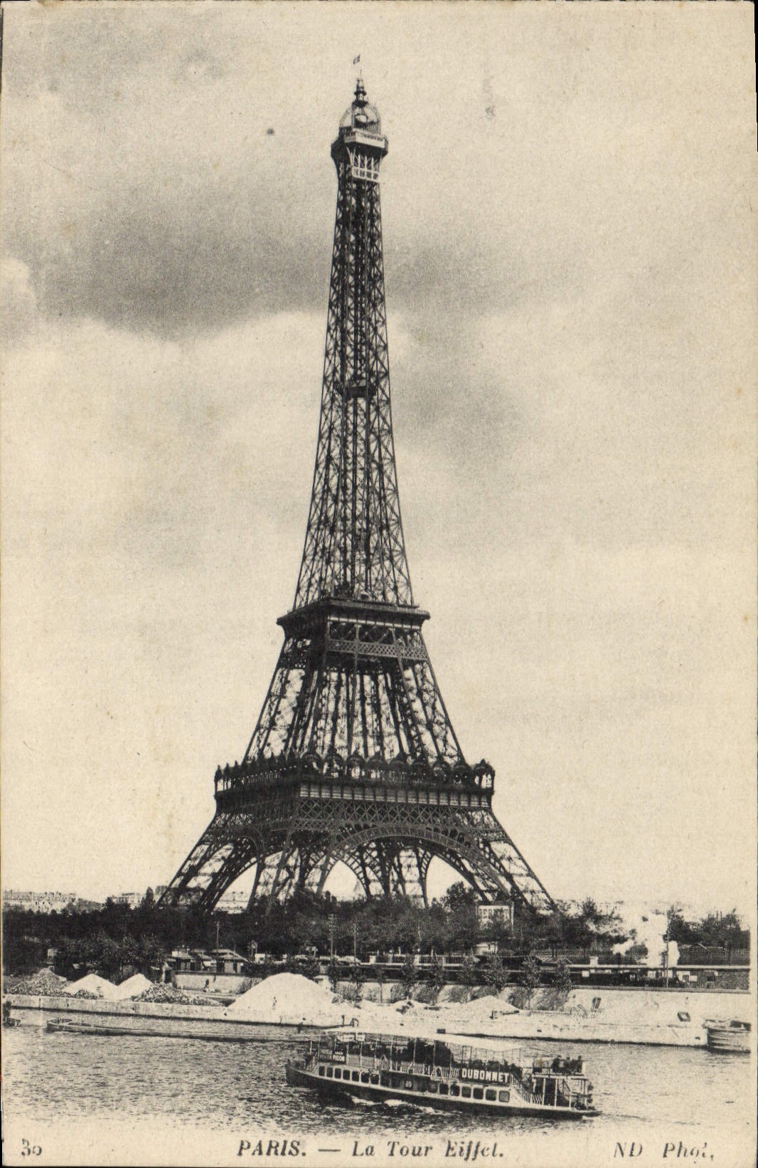 CPA Paris La Tour Eiffel Bateau