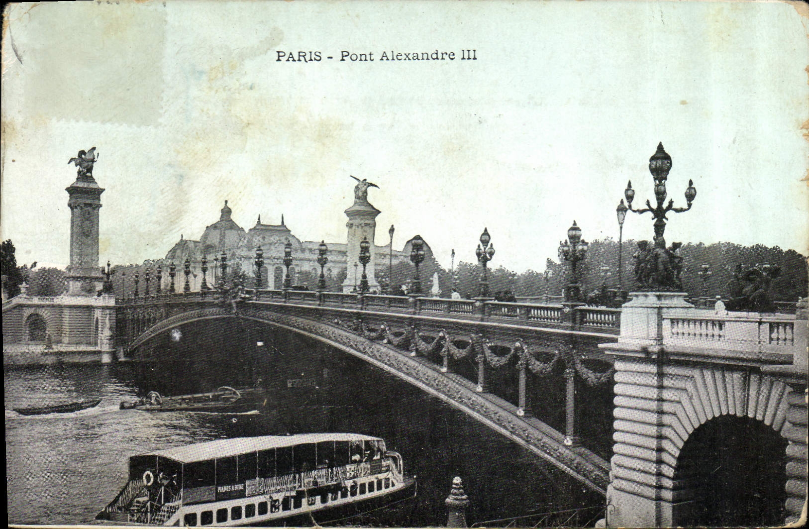CPA Paris Pont Alexandre III Bateau