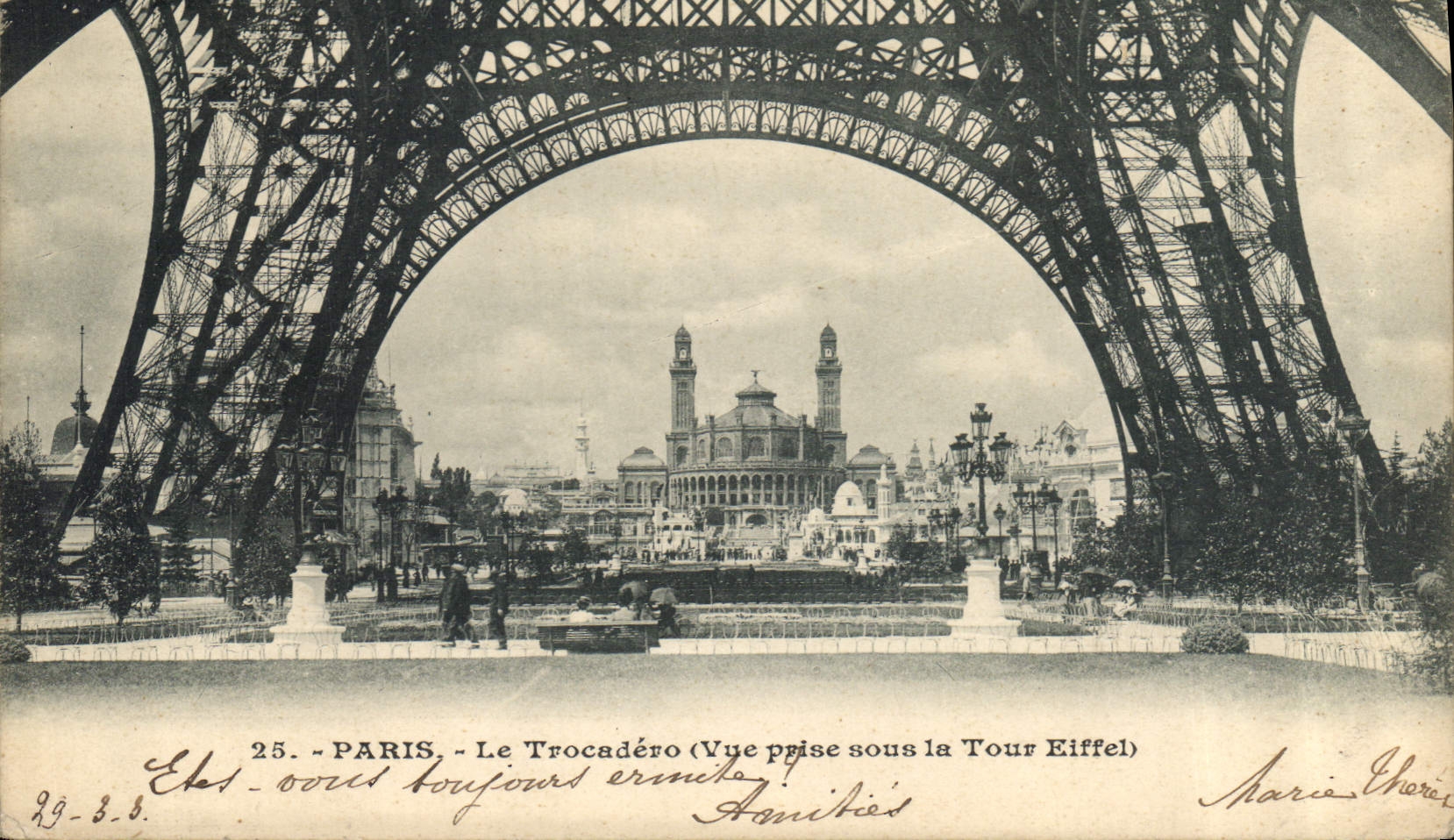 CPA Paris Le Trocadero vue prise sous la Tour Eiffel 