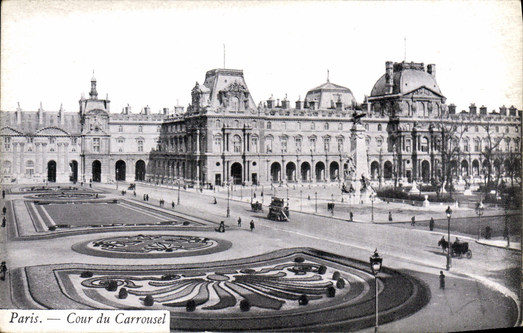 CPA Paris Cour du Carrousel 