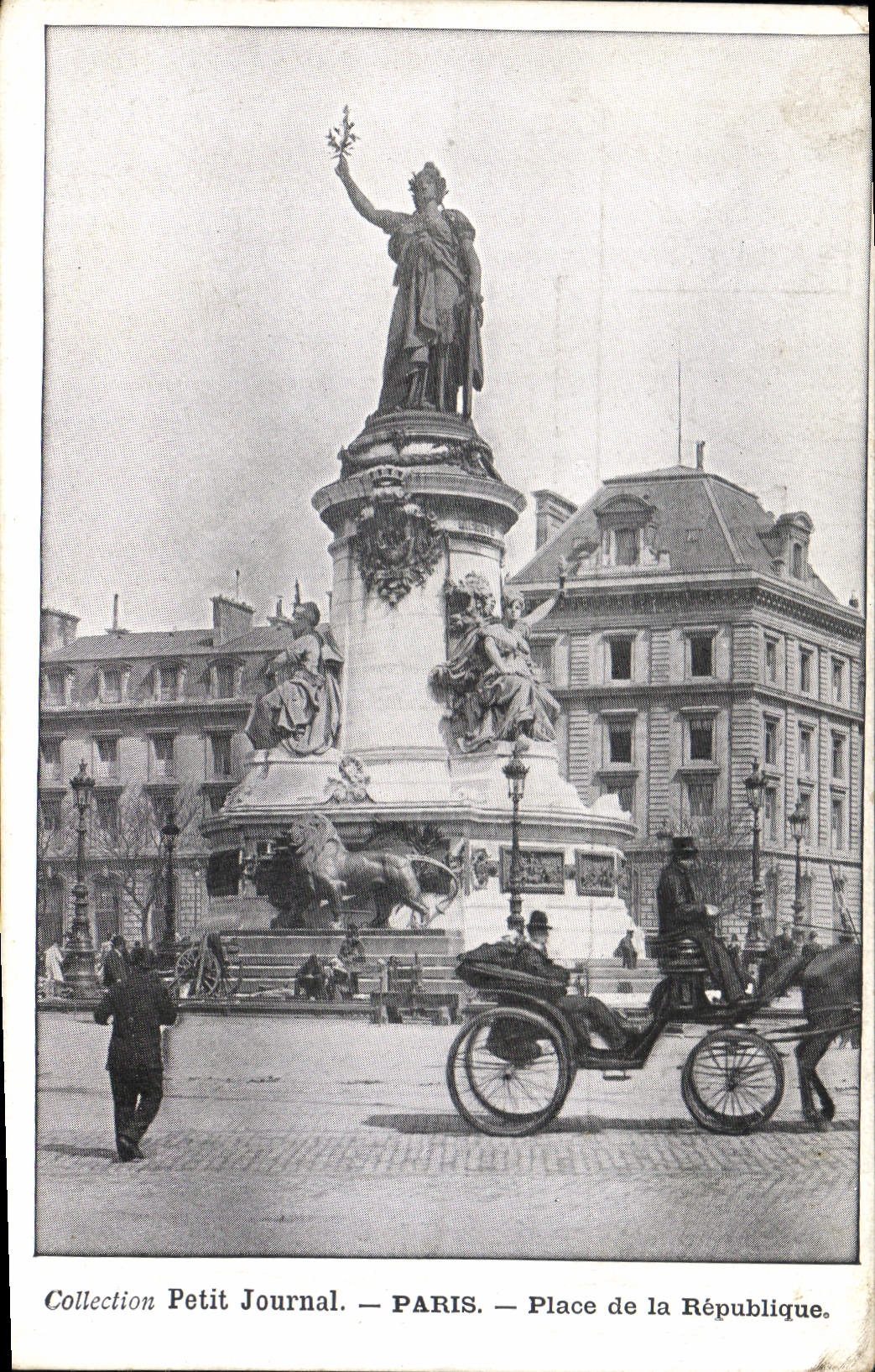 CPA Collection Petit Journal Paris Place de la Republique