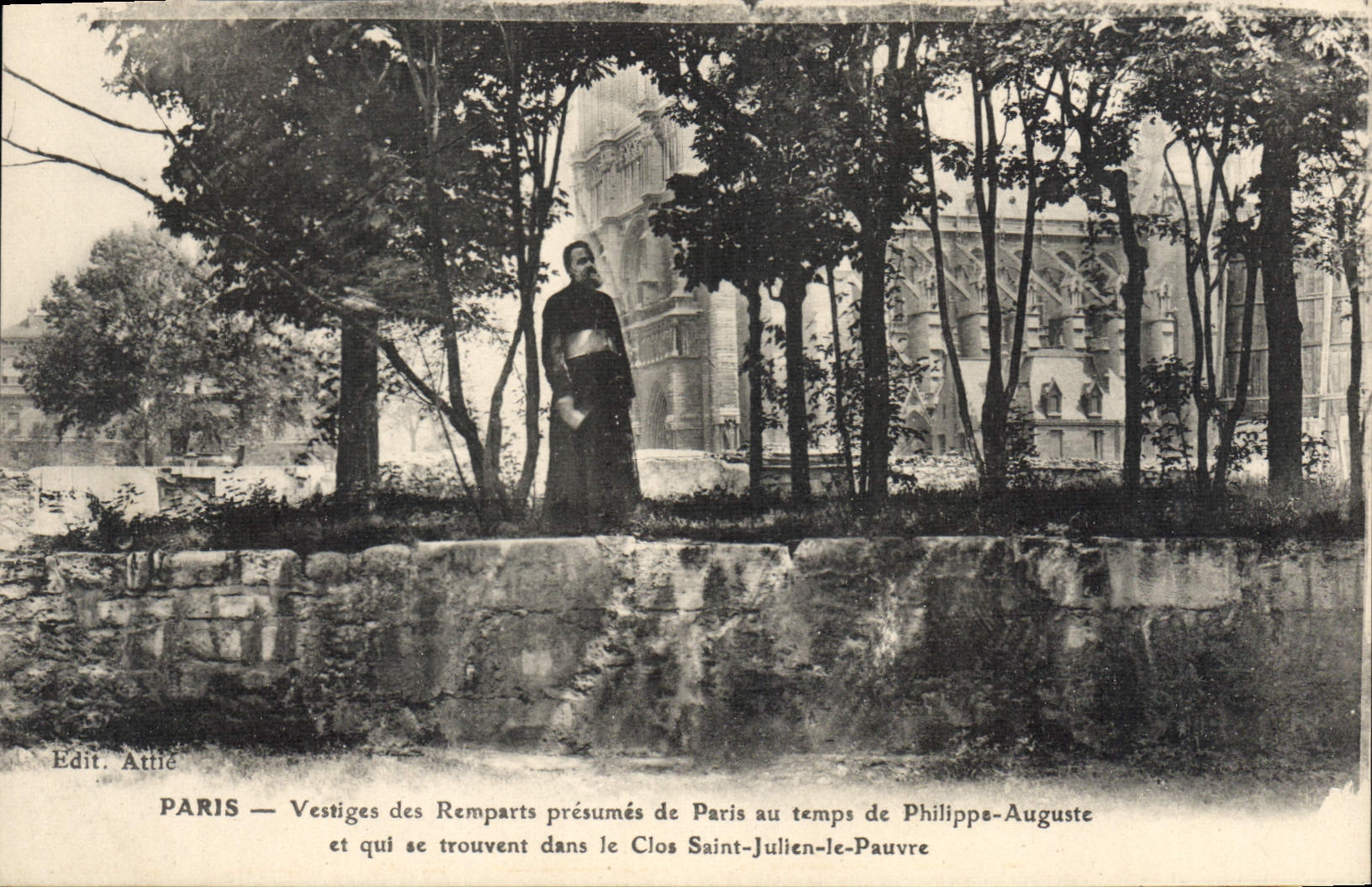 CPA Paris Vestiges des Remparts Presumes de Paris au temps de Philipps Auguste et qui se trouvent da