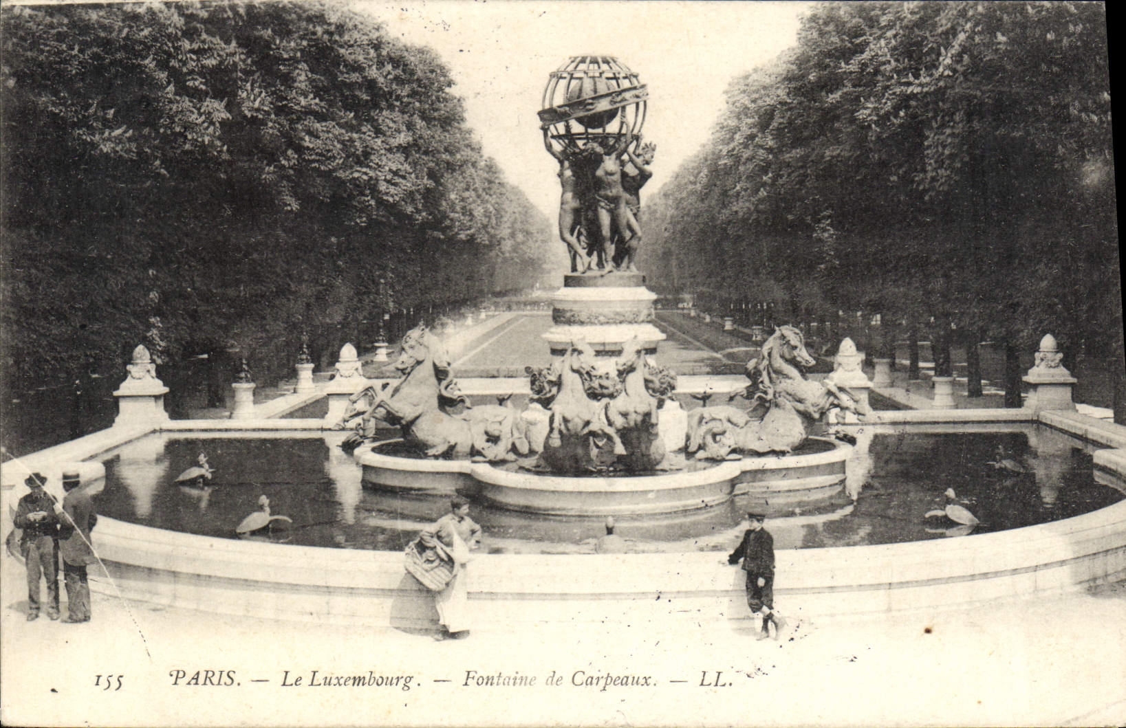 CPA Paris le Luxembourg Fontaine de Carpeaux