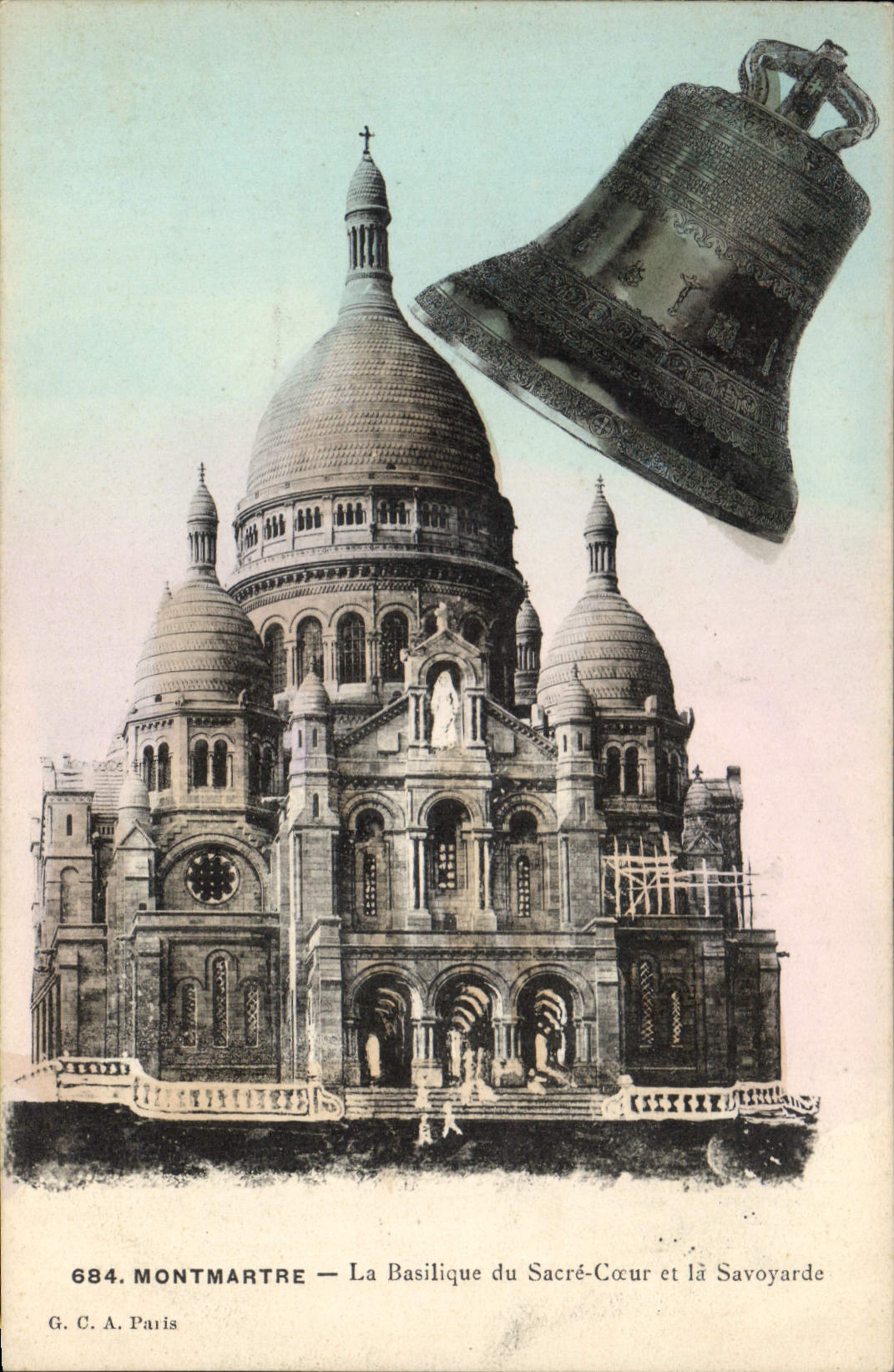 CPA Montmartre la Basilique du Sacre Coeur et la Savoyarde Cloche