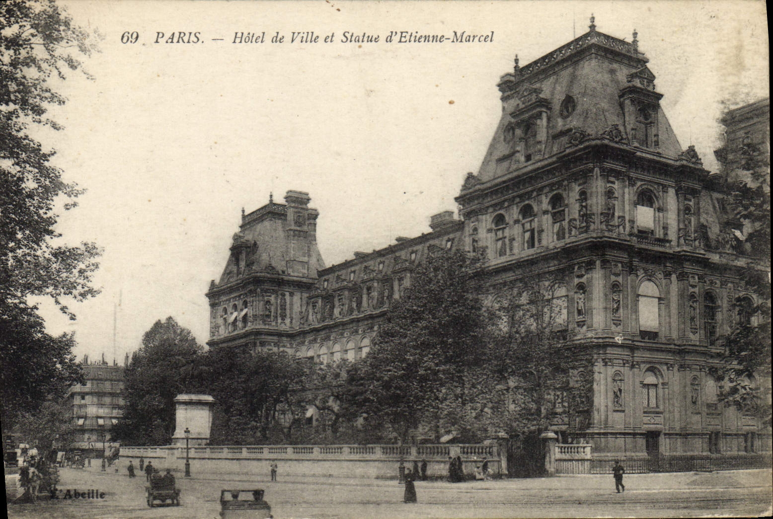 CPA Paris Hotel de Ville et Statue d'Etienne Marcel