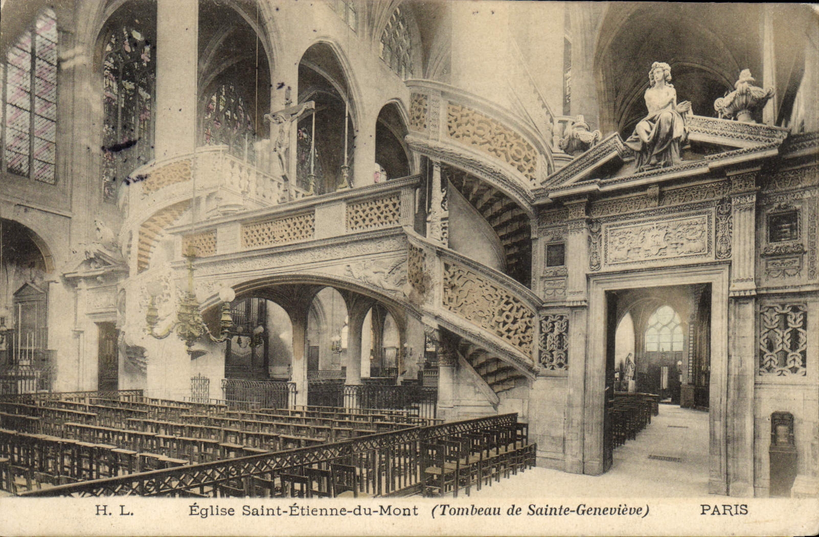 CPA Paris Eglise Saint Etienne du Mont Tombeau de Sainte Genevieve 