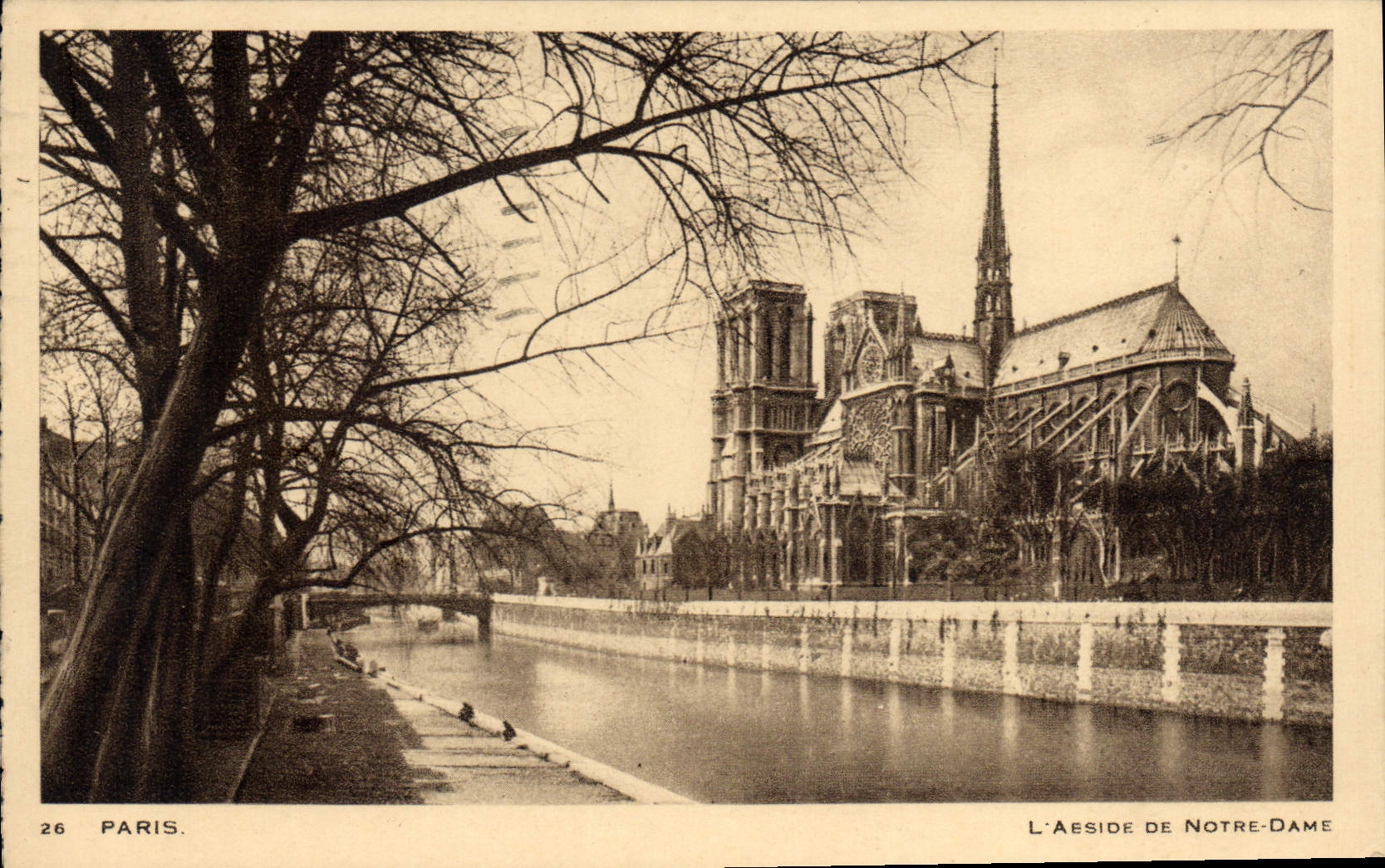 CPA Paris L'Abside de Notre Dame 