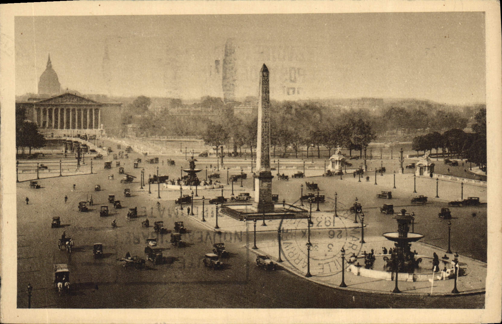 CPA Paris en Flanant Place de la Concorde l'Obelisque et la Chambre des Deputes
