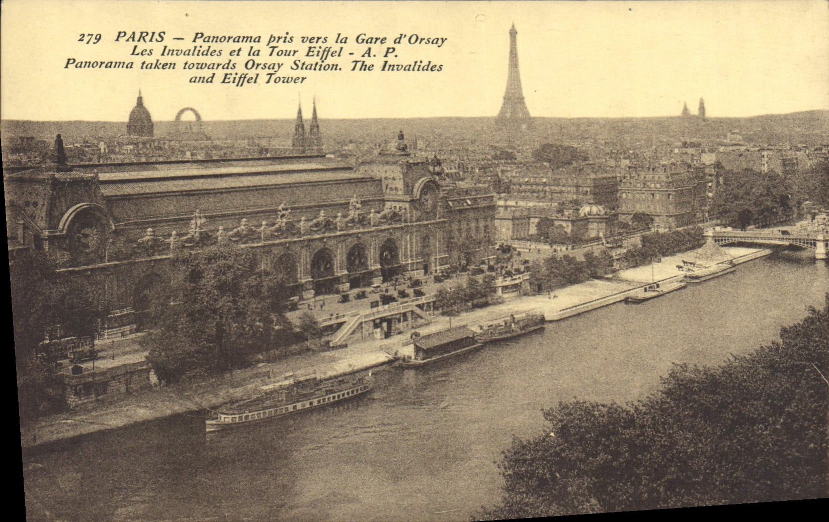 CPA Paris Panorama pris vers la Gare d'Orsay les Invalides et la Tour Eiffel