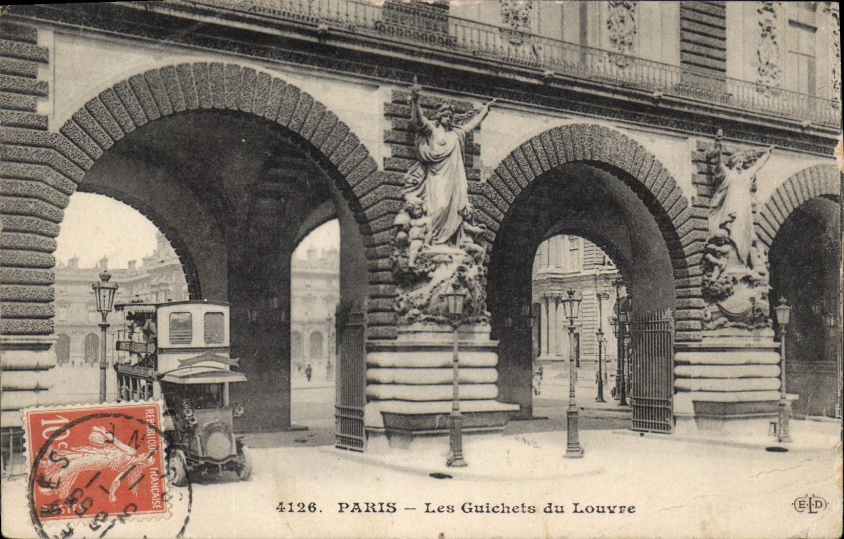CPA Paris les Guichets du Louvre 