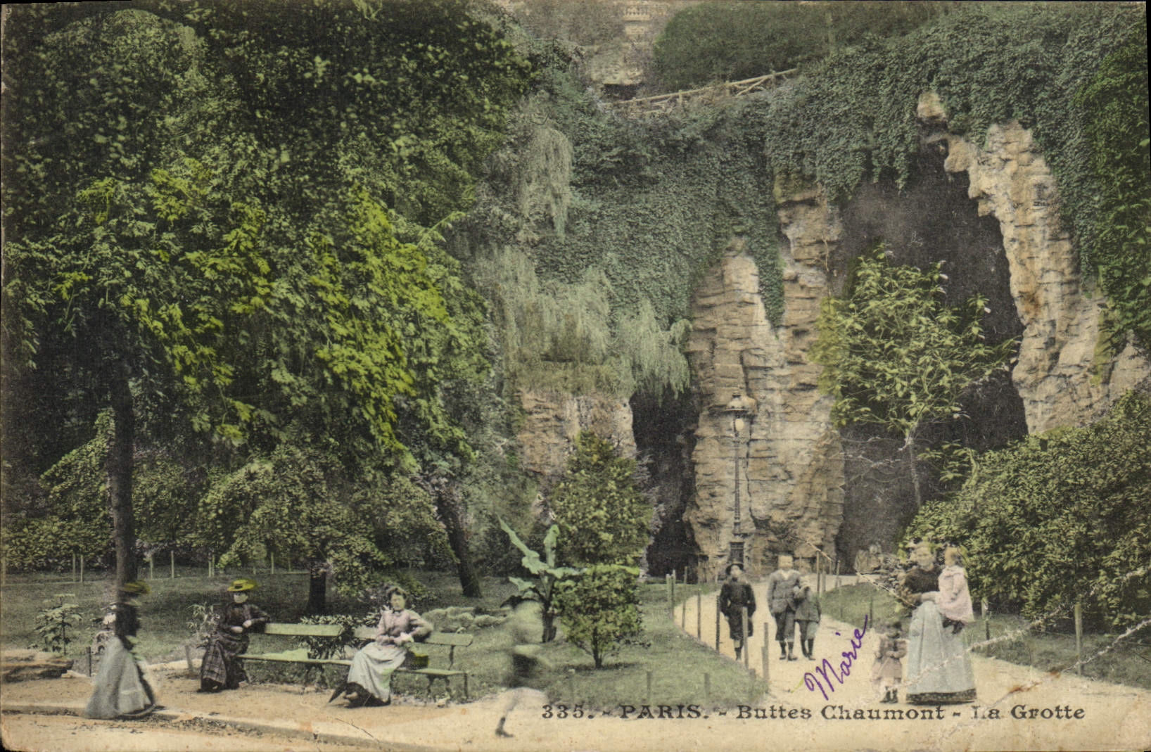 CPA Paris Buttes Chaumont la Grotte 