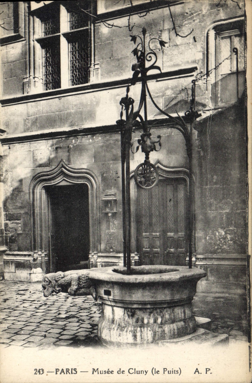 CPA Paris Musee de Cluny le Puits 