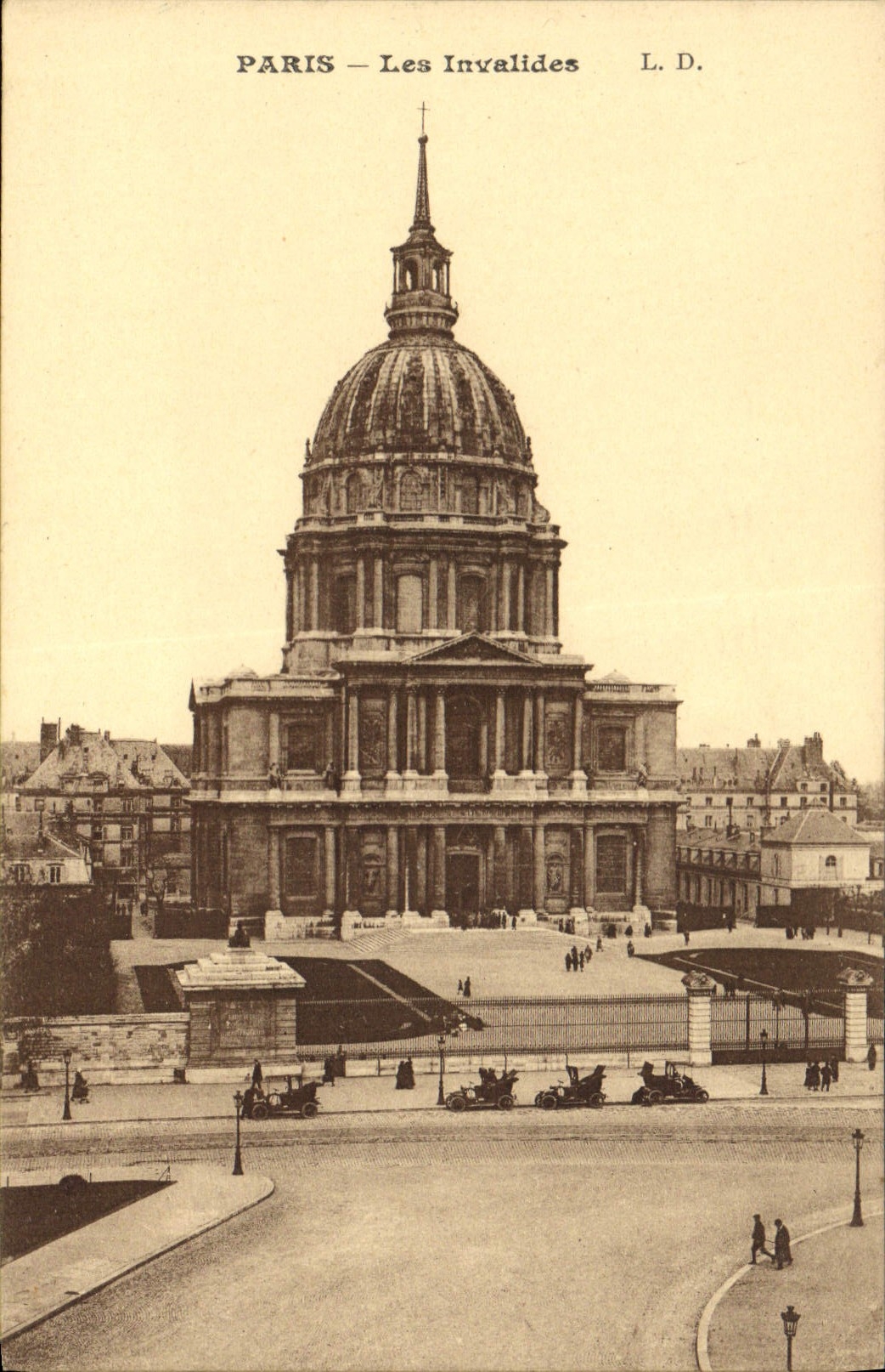 CPA Paris les Invalides