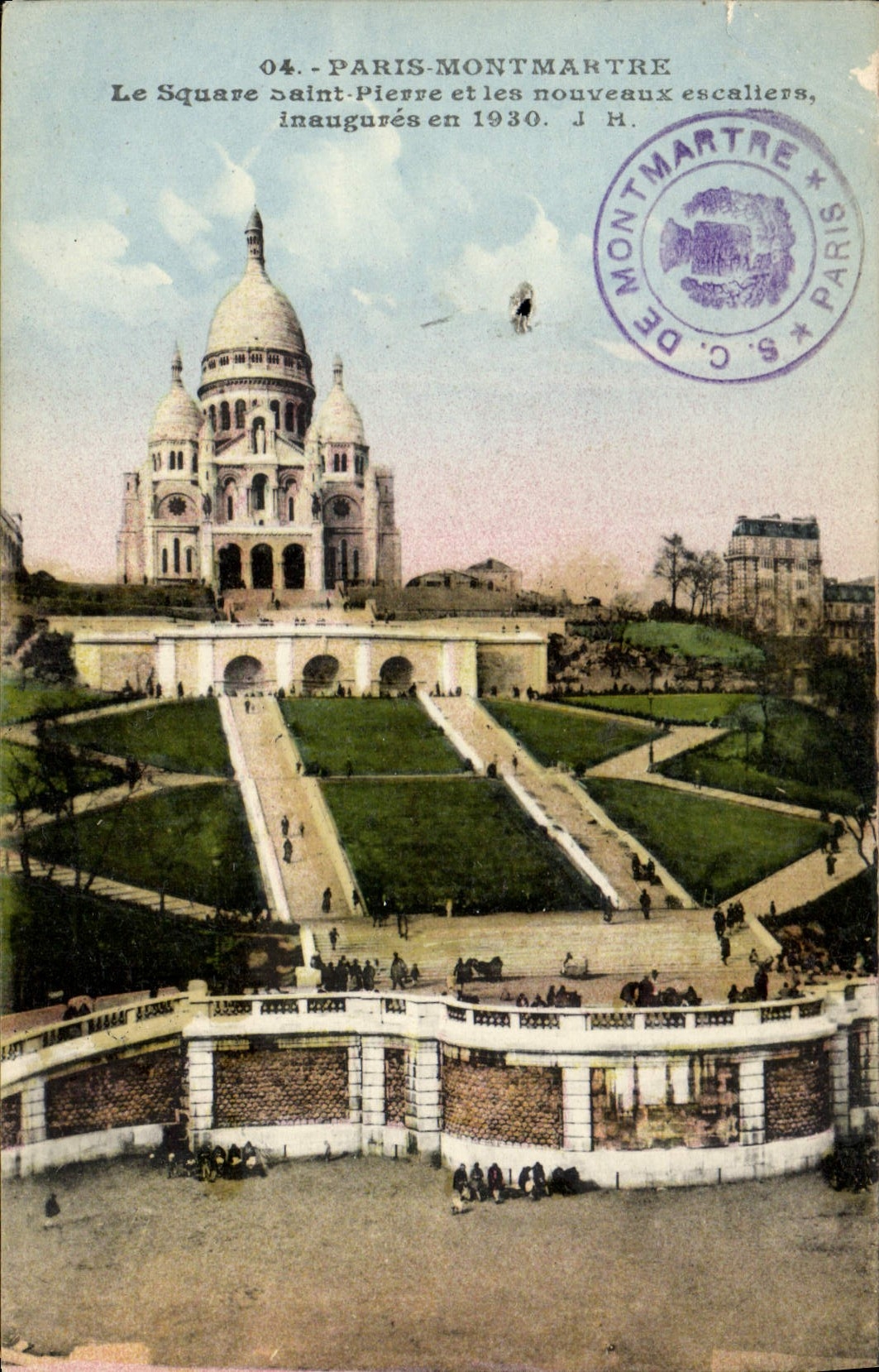 CPA Paris Montmartre Le Square Saint Pierre et les nouveaux escaliers inaugures en 1930