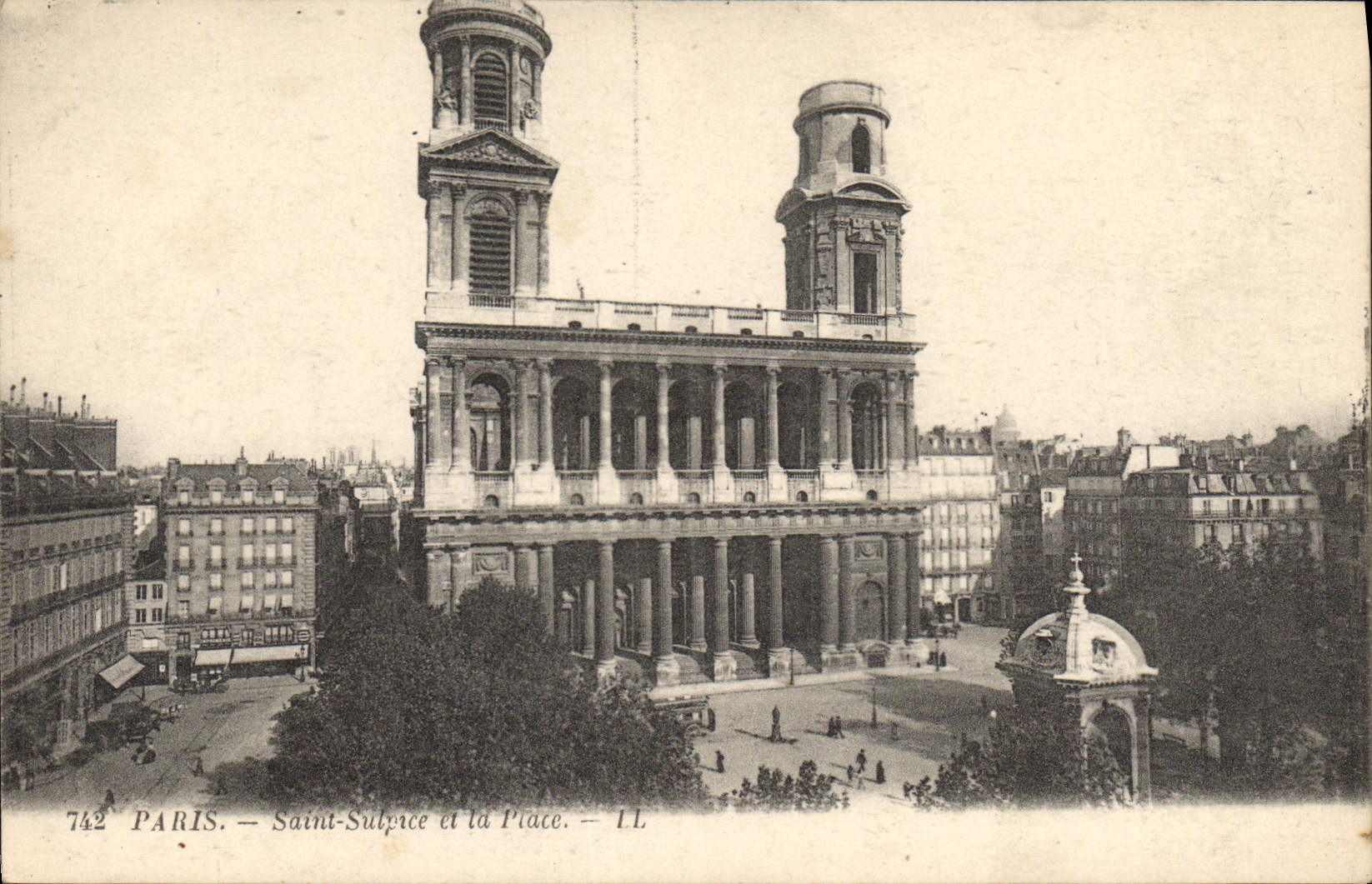 CPA Paris Saint Sulpice et la Place