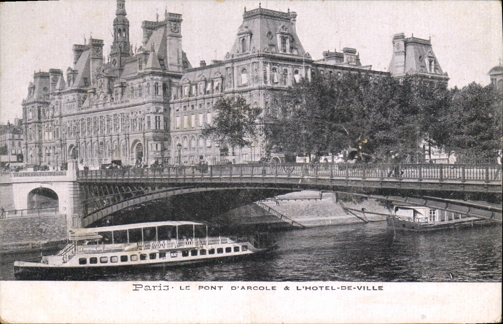 CPA Paris Le Pont d'Arcole et L'Hotel de Ville 