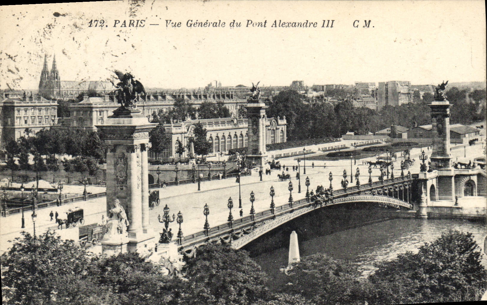 CPA Paris Vue Generale du Pont Alexandre III 