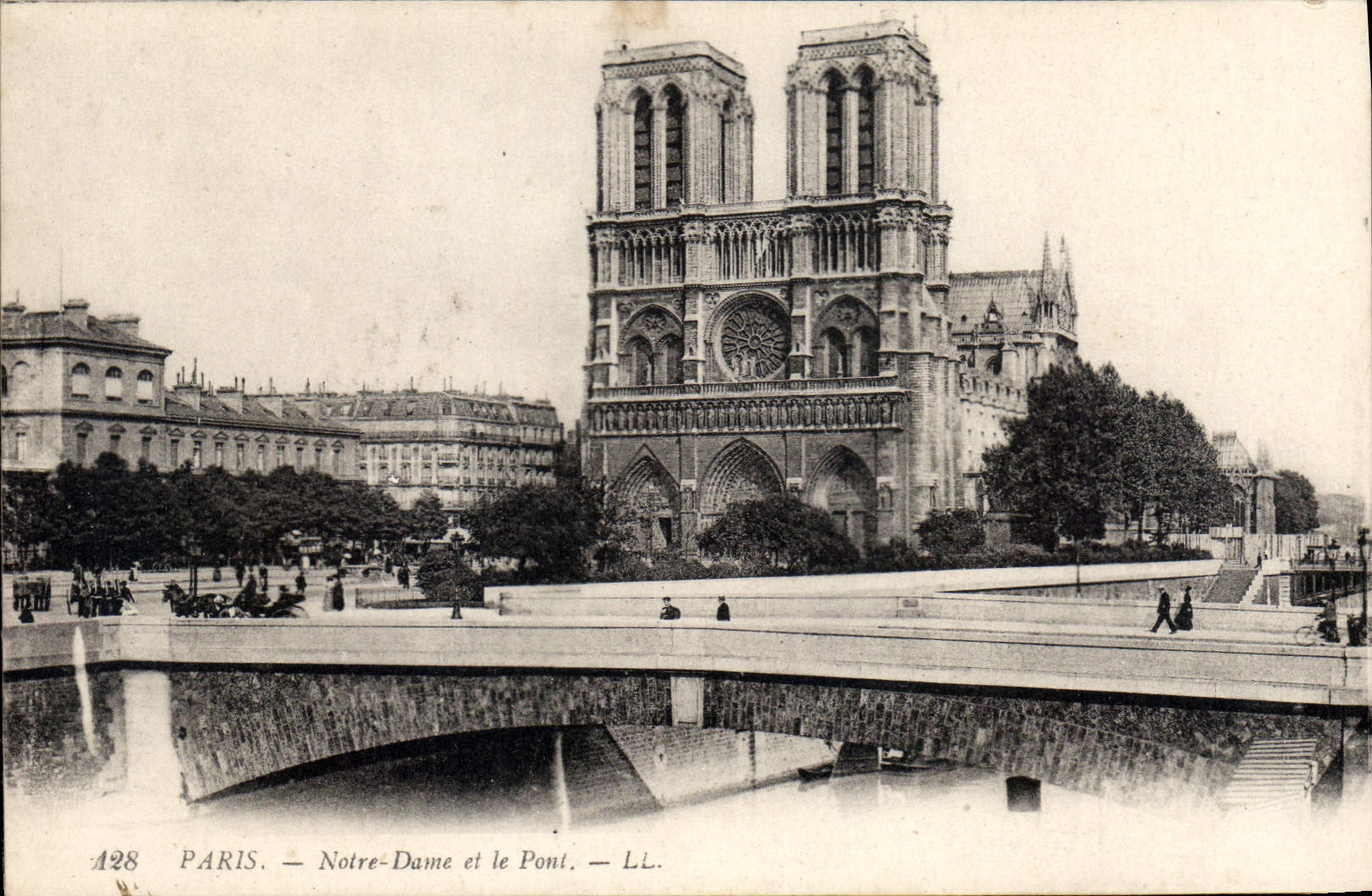 CPA Paris Notre Dame et le Pont