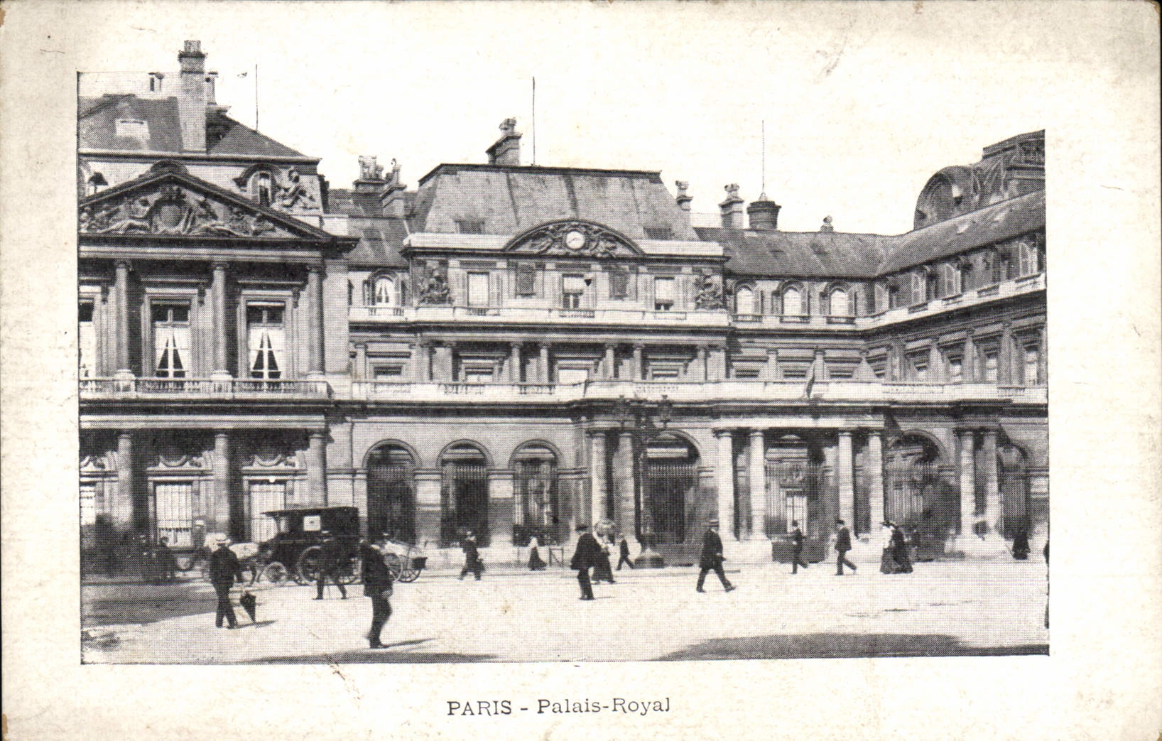 CPA Paris Palais Royal 